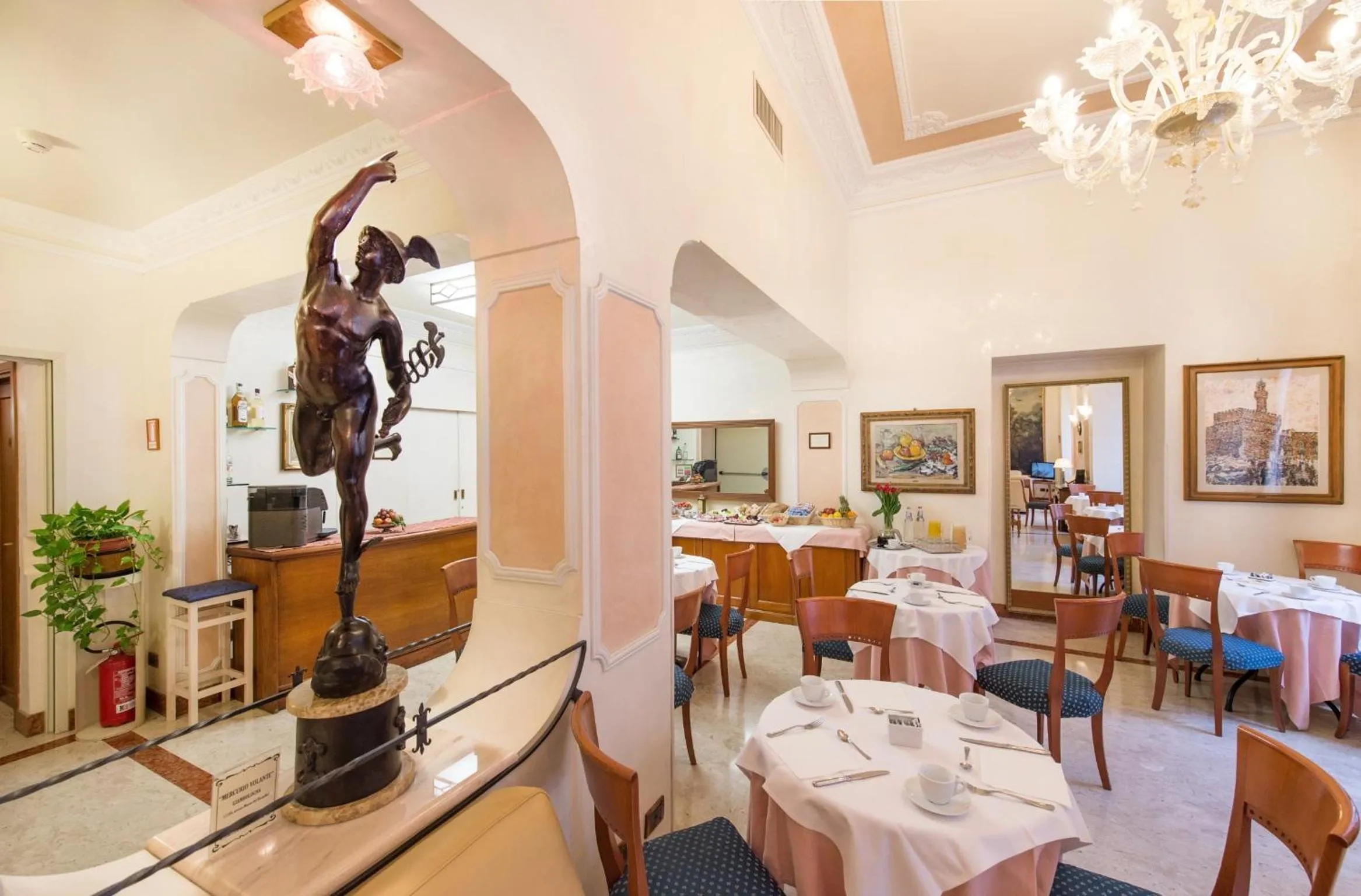 Decorative detail in Strozzi Palace Hotel