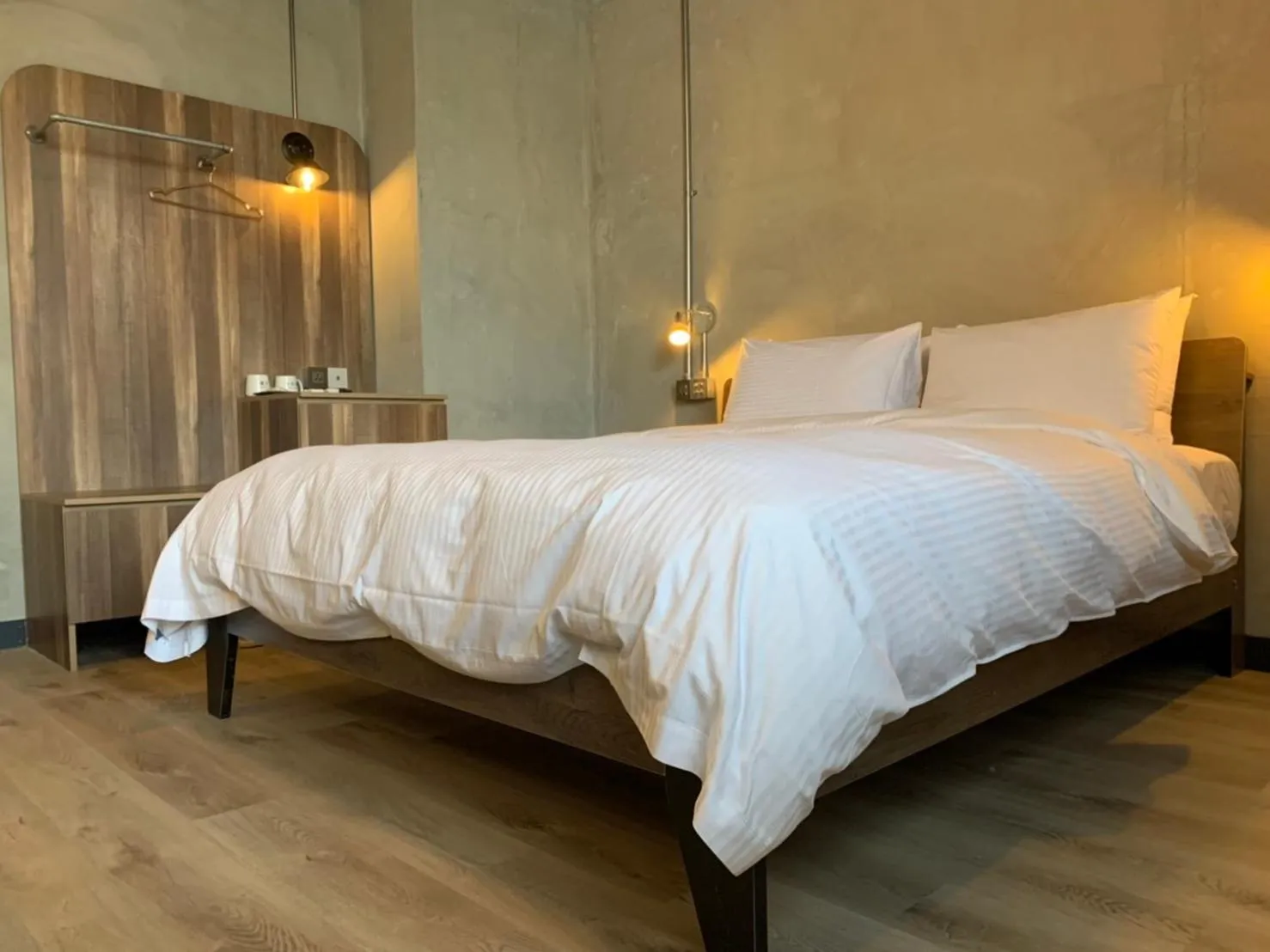 Bed in The Retro Tai-Pan