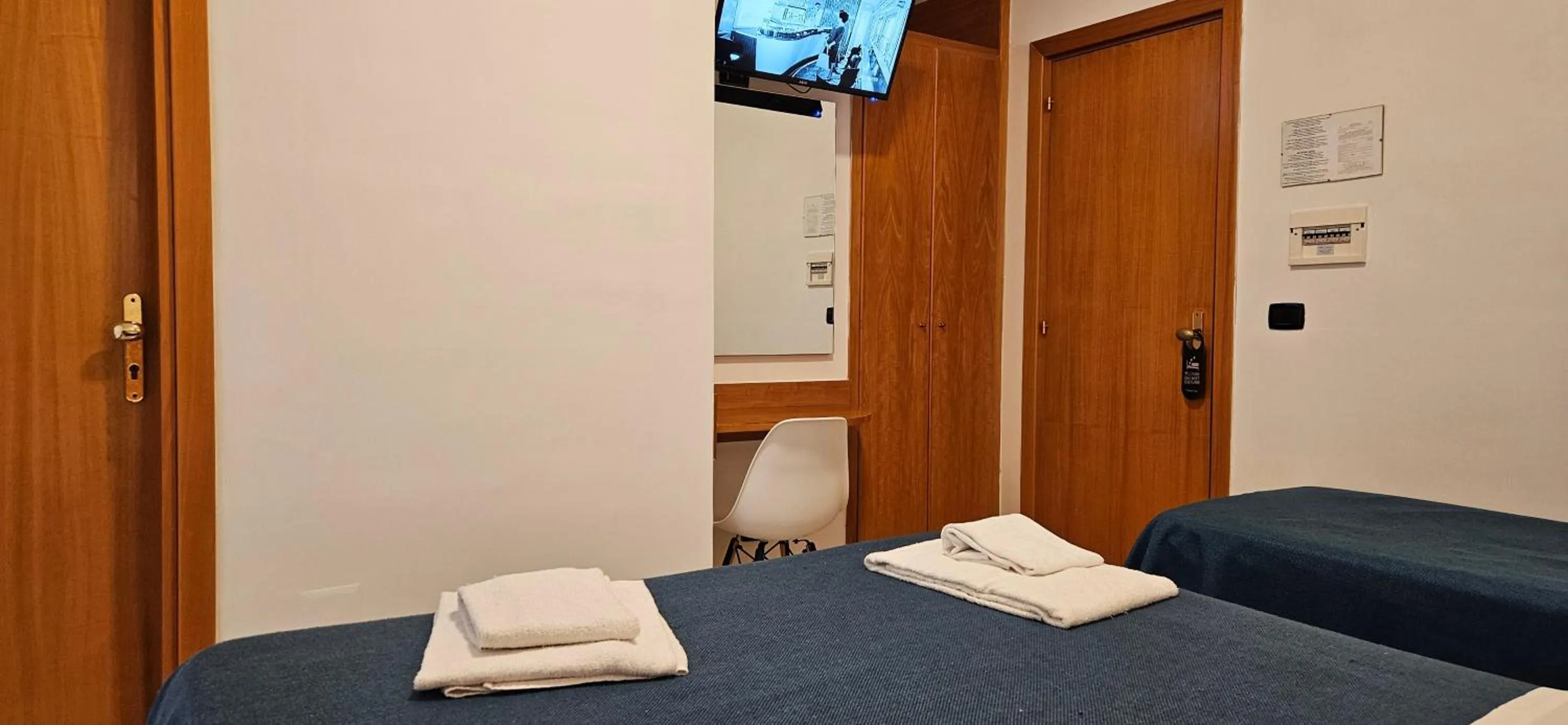 Bed in Hotel Zara Napoli