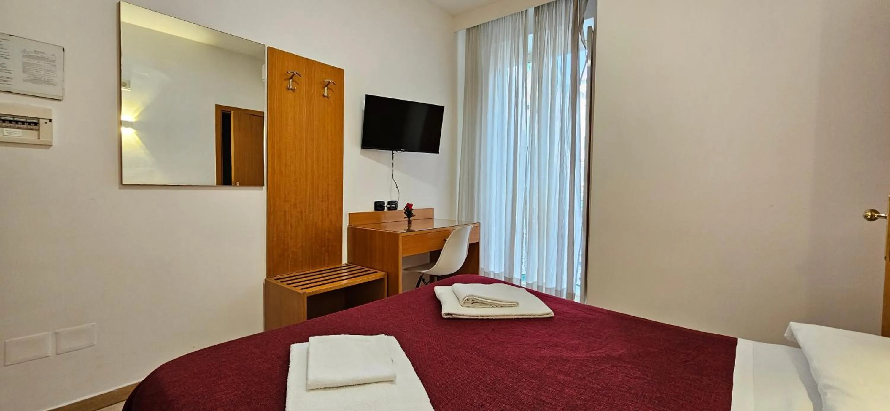 Bed in Hotel Zara Napoli