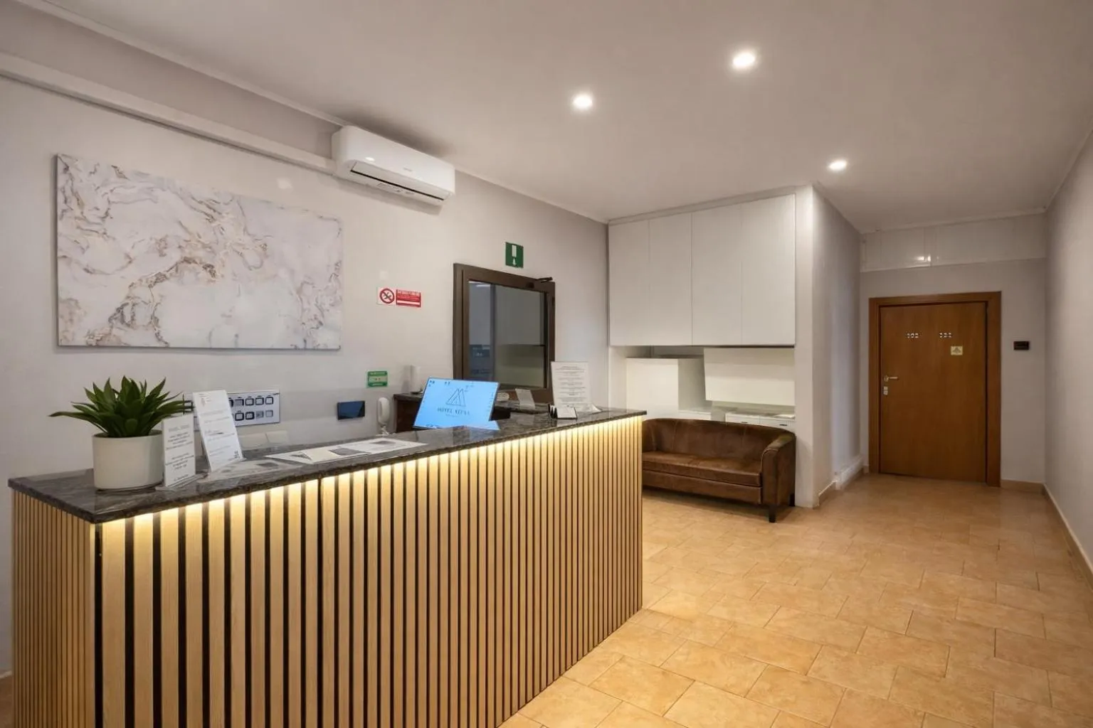 Lobby or reception in Hotel Atena