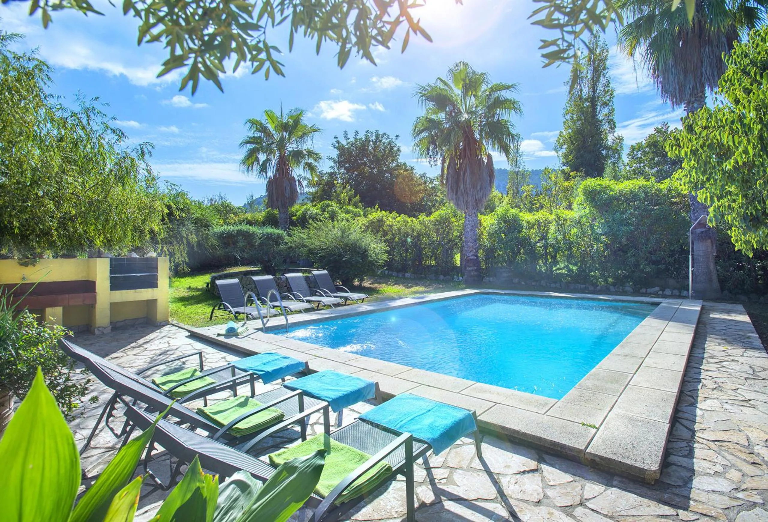 Owl Booking Villa Can Brullet - Rustic Stay