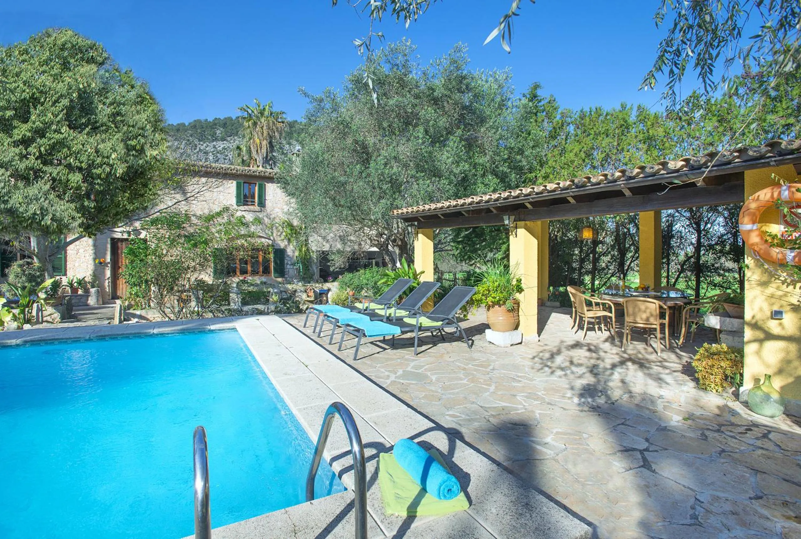 Owl Booking Villa Can Brullet - Rustic Stay