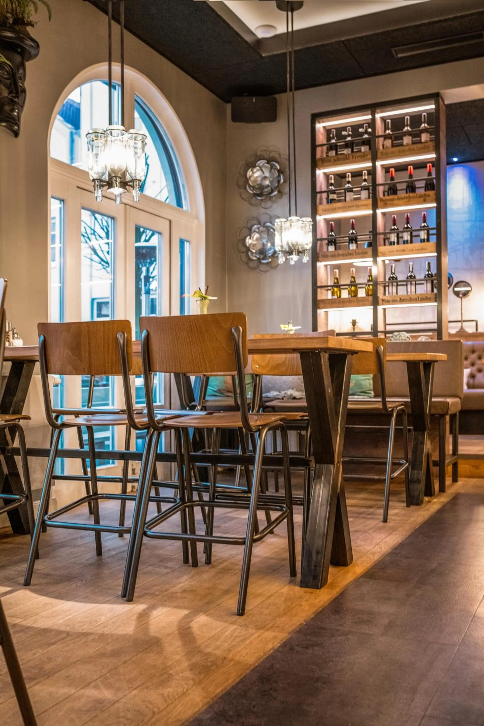 Restaurant/places to eat in Boutique Hotel Melchers