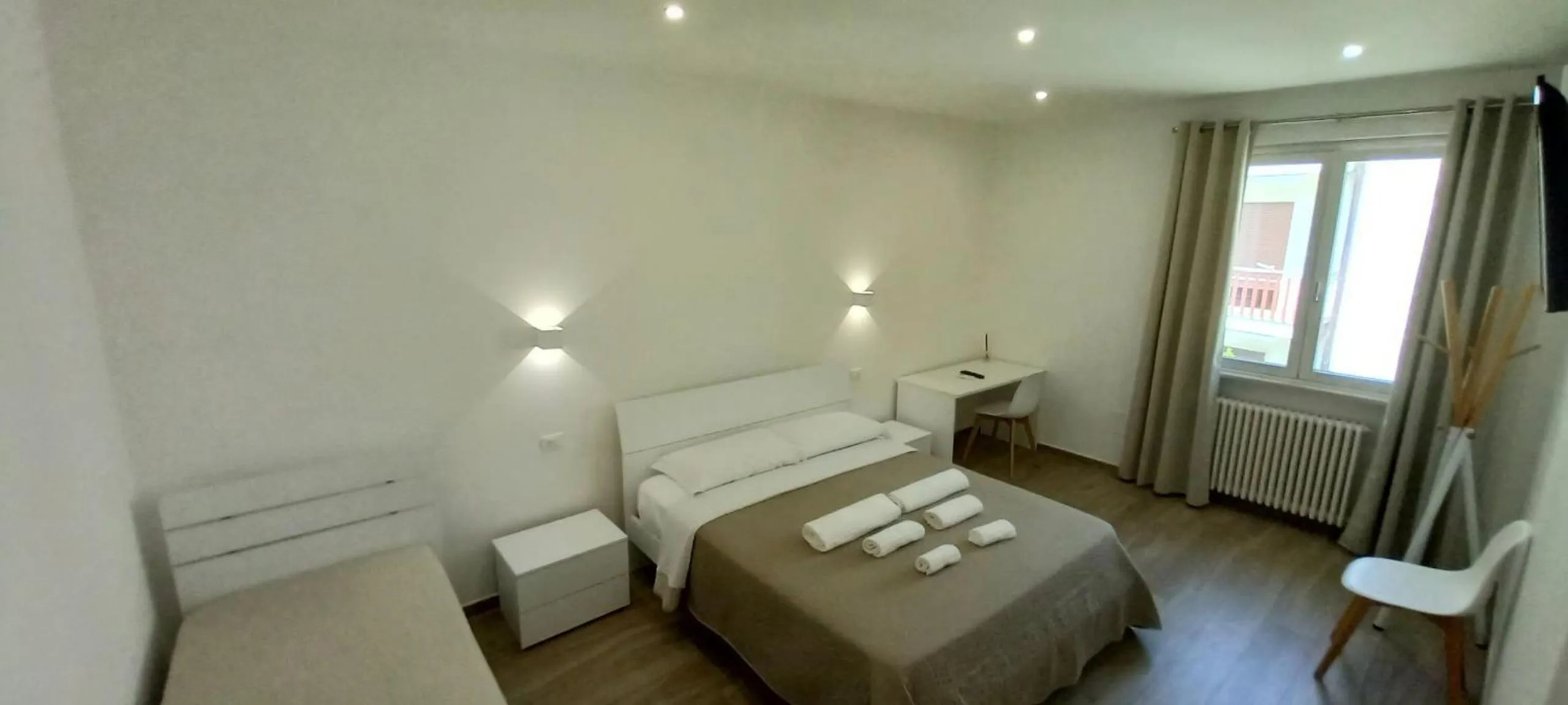 Photo of the whole room, Bed in AMARE Bed & Breakfast