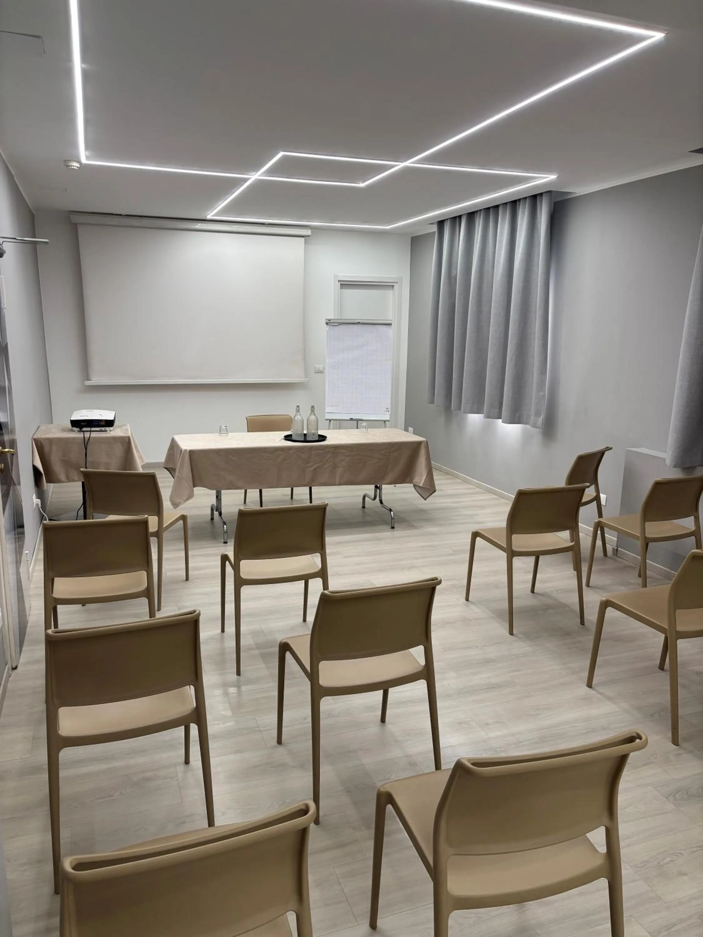 Meeting/conference room in Hotel Fiera Wellness & Spa
