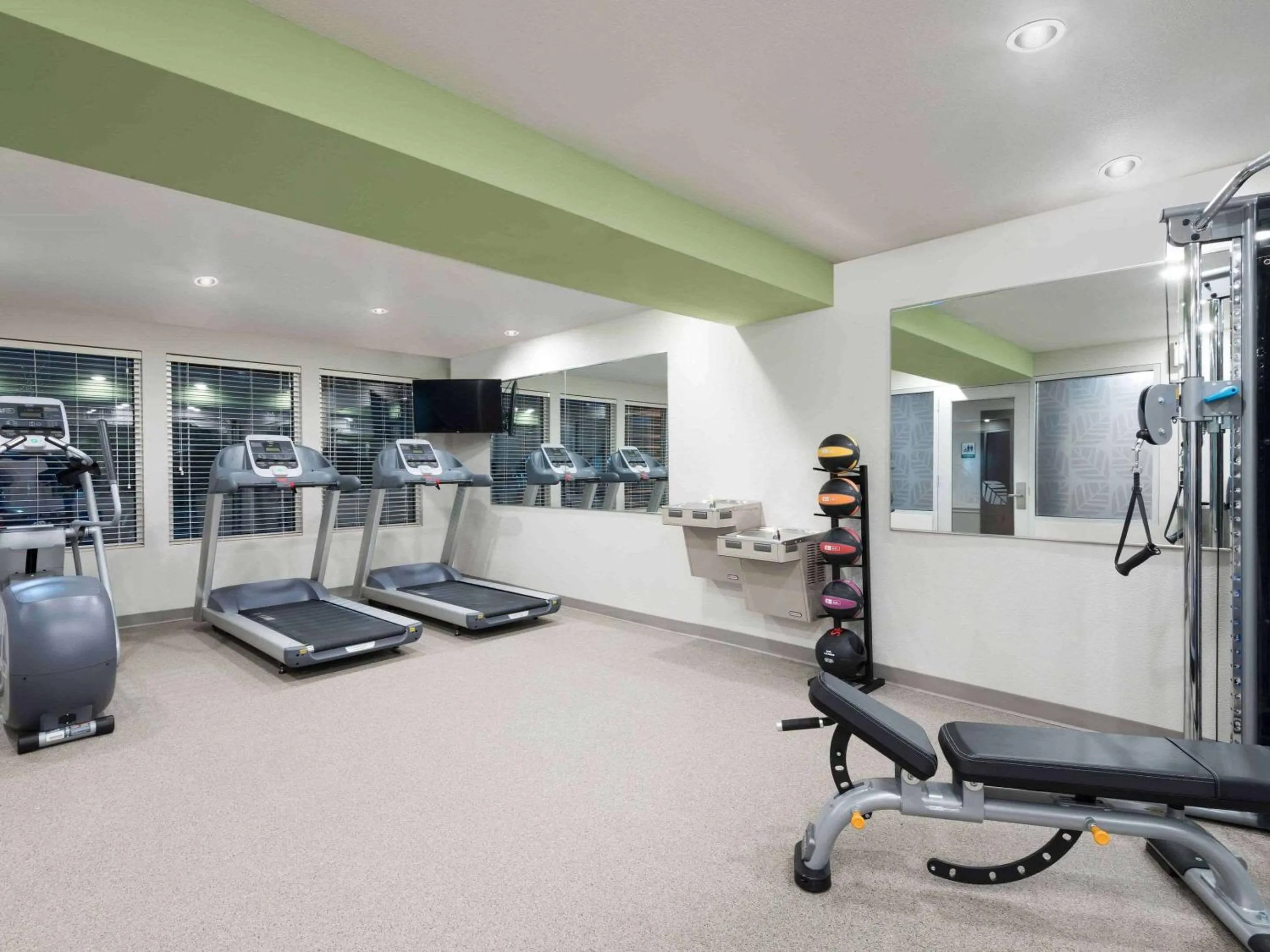 Fitness centre/facilities in WoodSpring Suites Cedar Park - Austin North