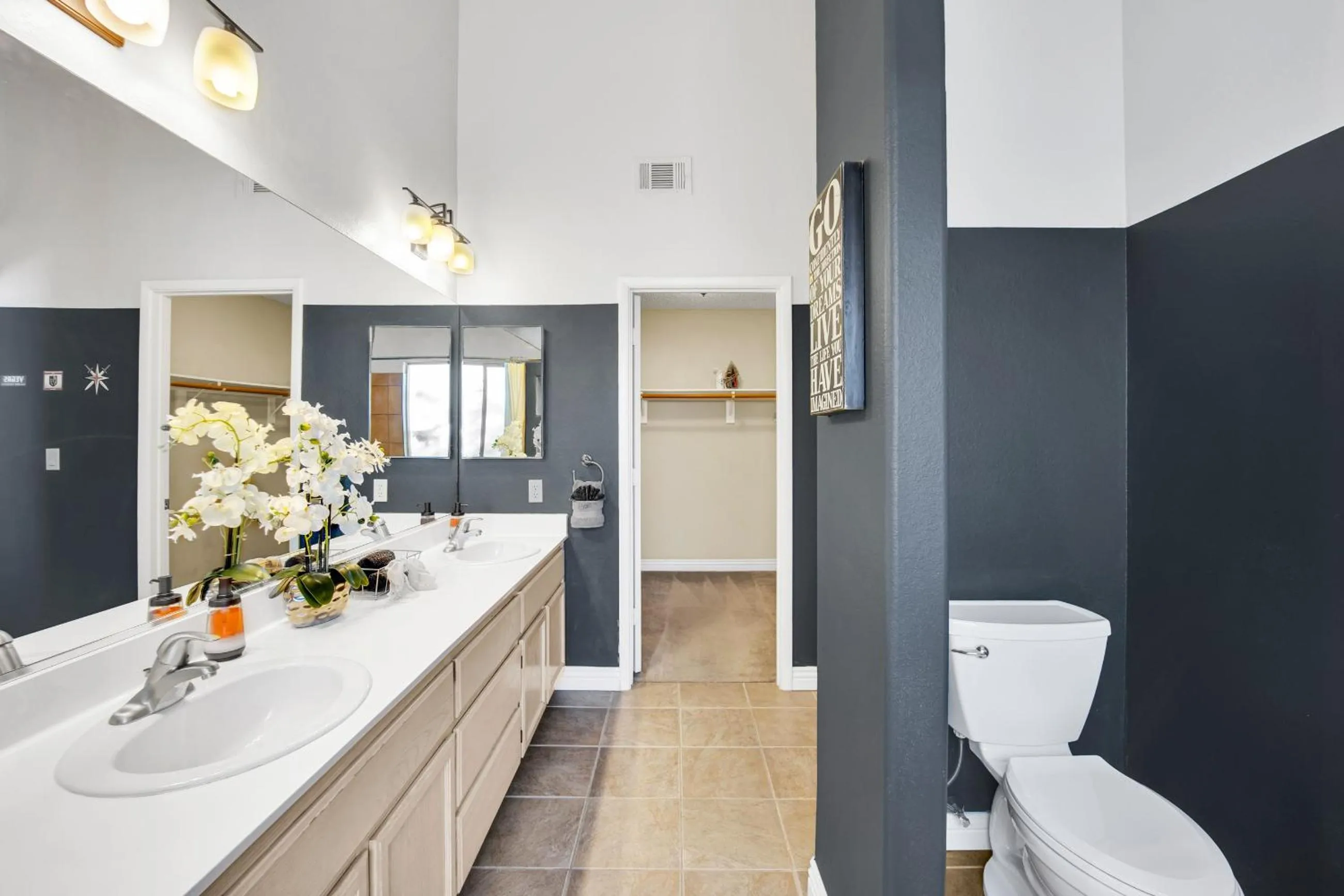 Bathroom in Sports Themed--Automated King Bed--Family Friendly--5 miles to Strip