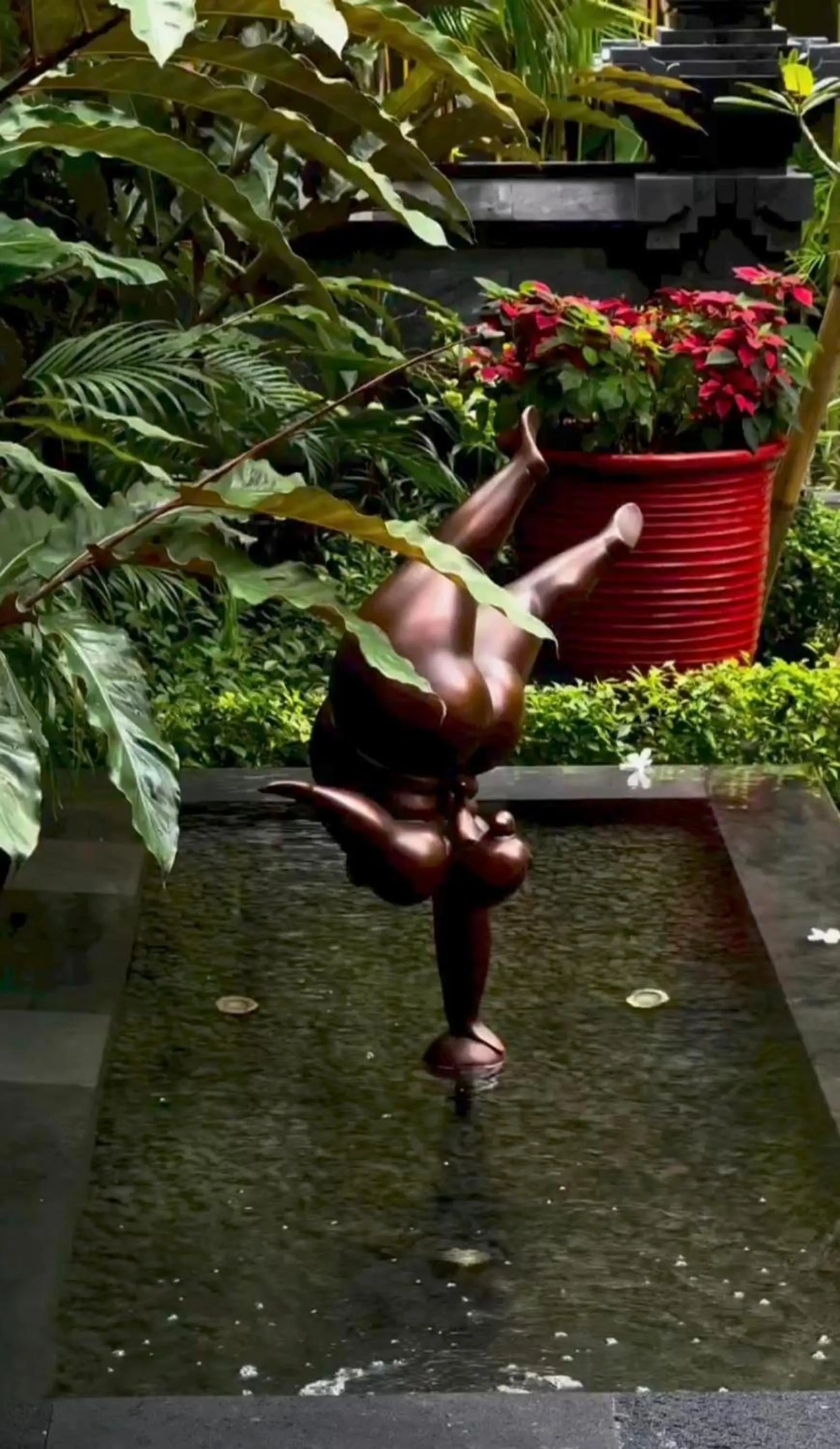 Garden in La Reserve 1785 Canggu - Adults Only