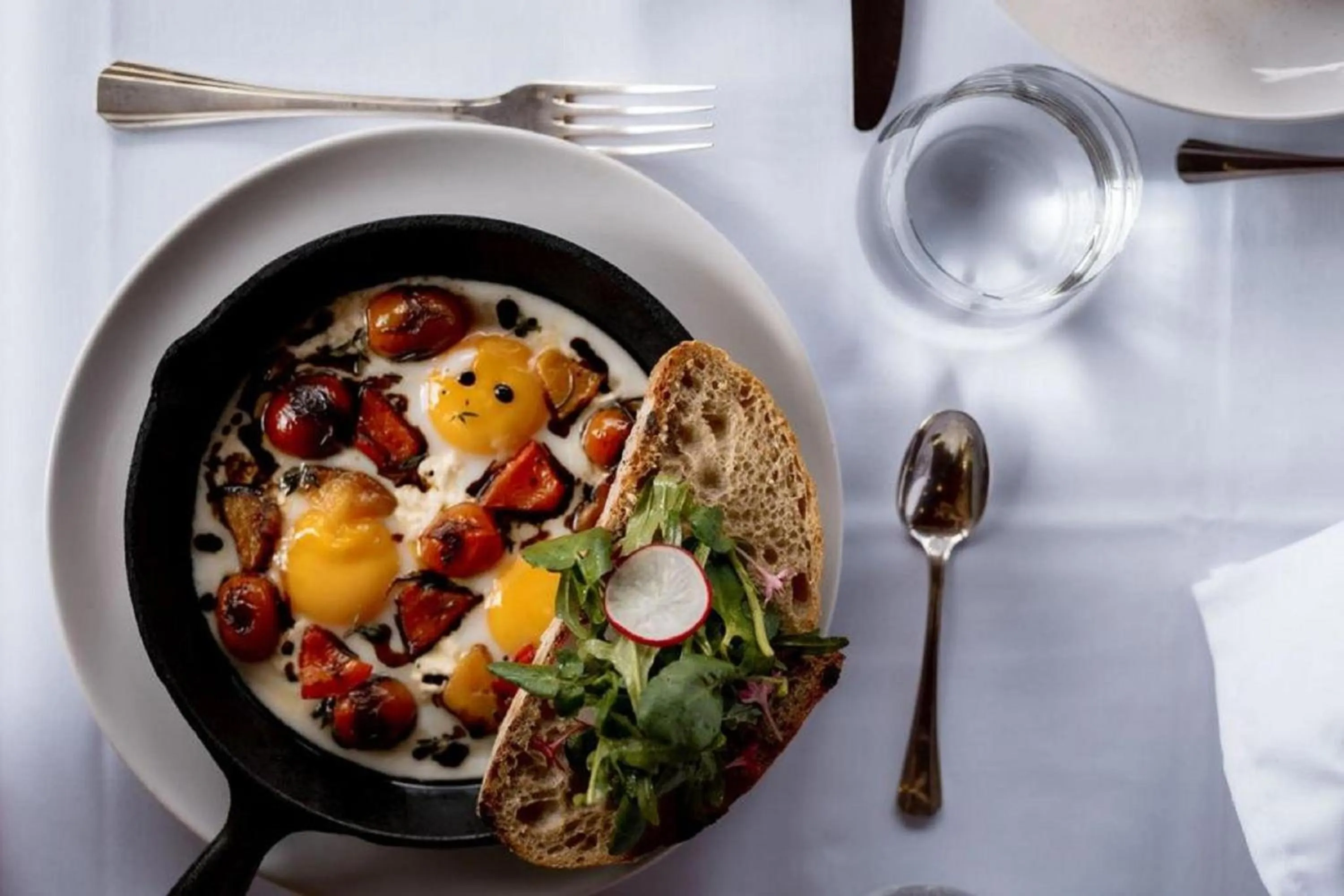 Restaurant/places to eat in La Reserve 1785 Canggu - Adults Only