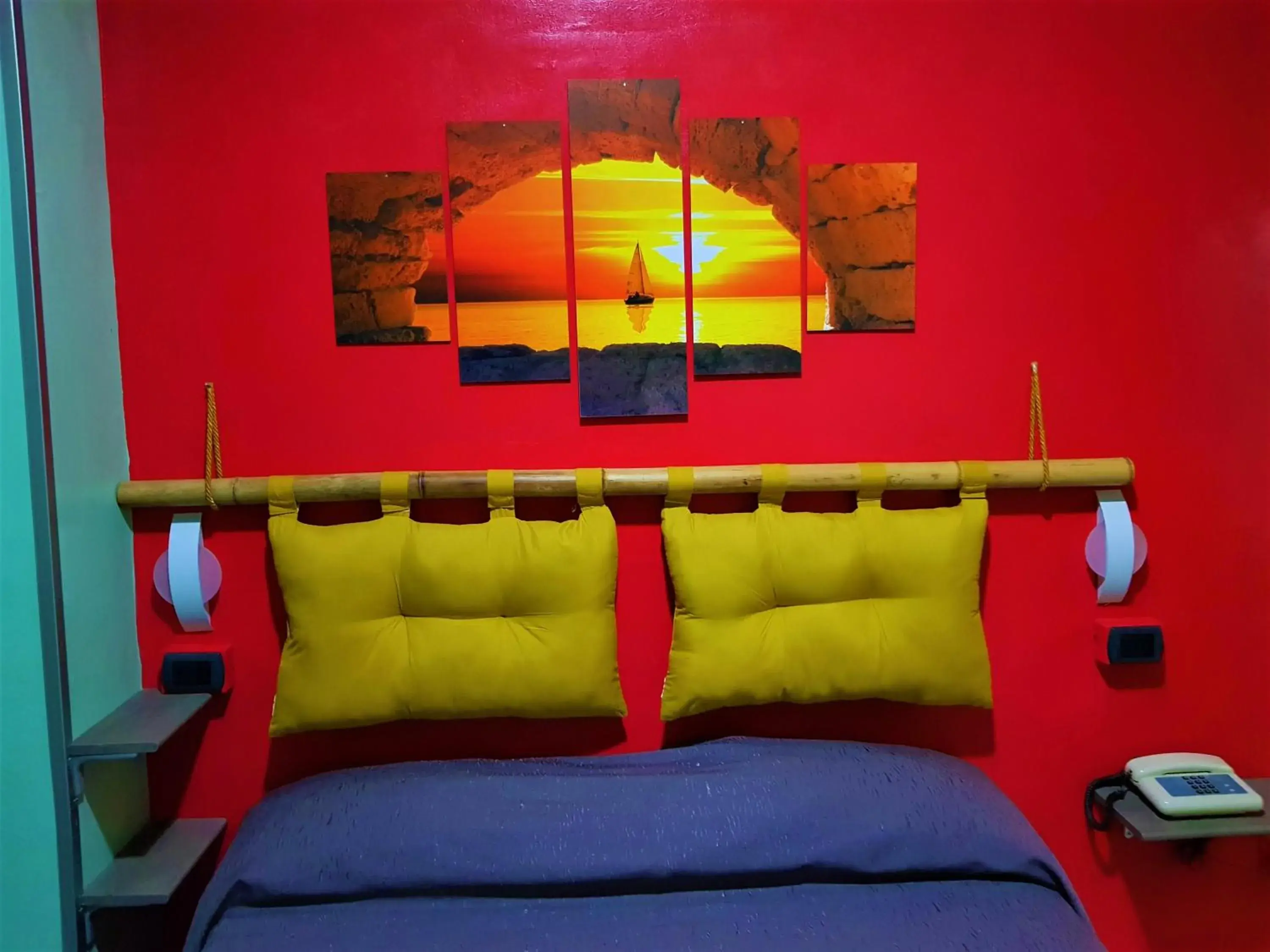 Bed in Hotel Ginevra Bed in Hotel Ginevra