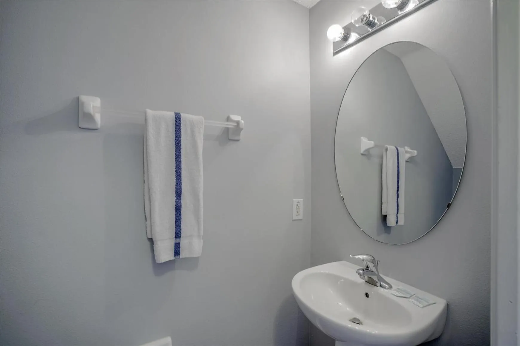 EXCELLENT 7 Bedroom EIR Vacation Villa - PRIVATE POOL