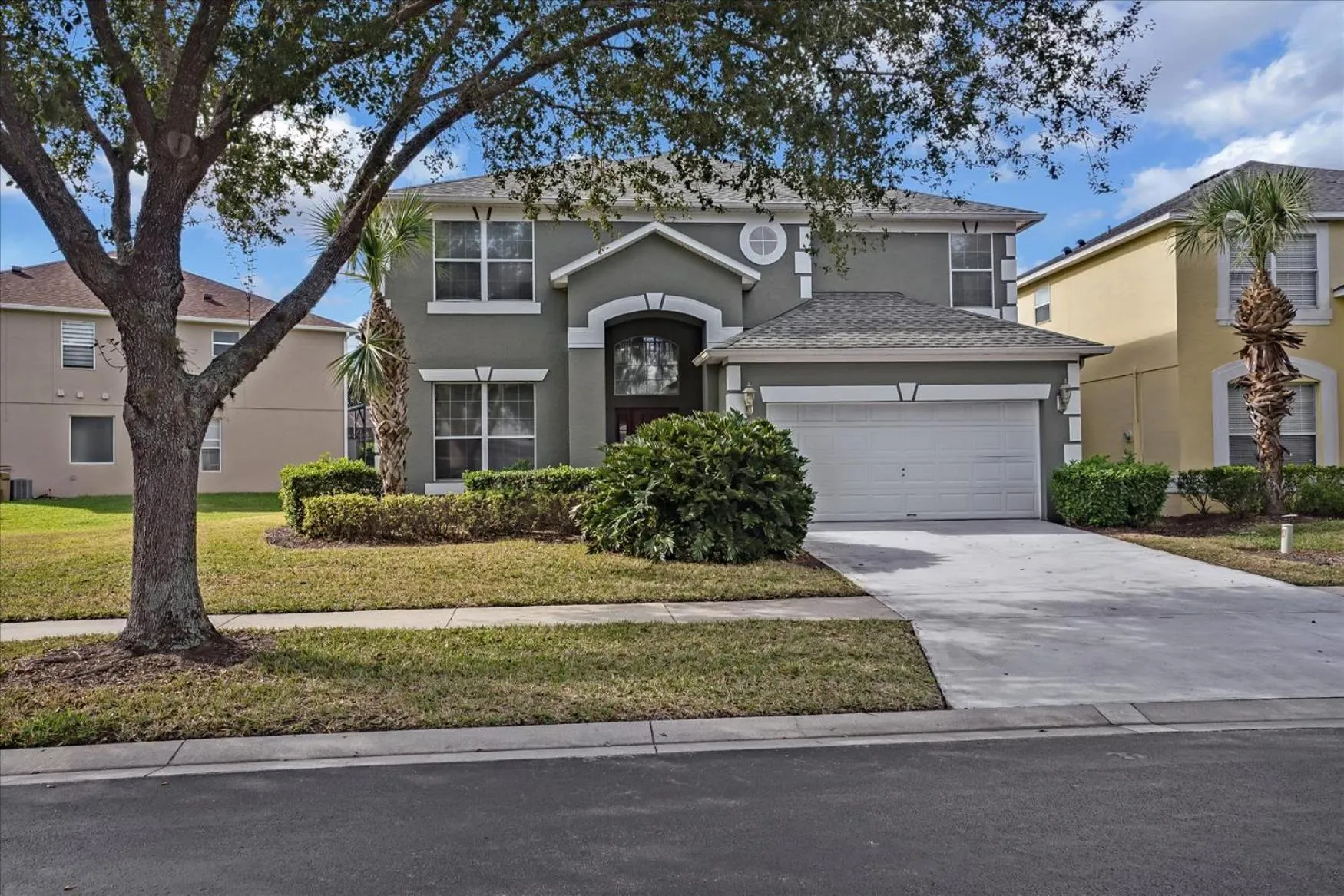 EXCELLENT 7 Bedroom EIR Vacation Villa - PRIVATE POOL