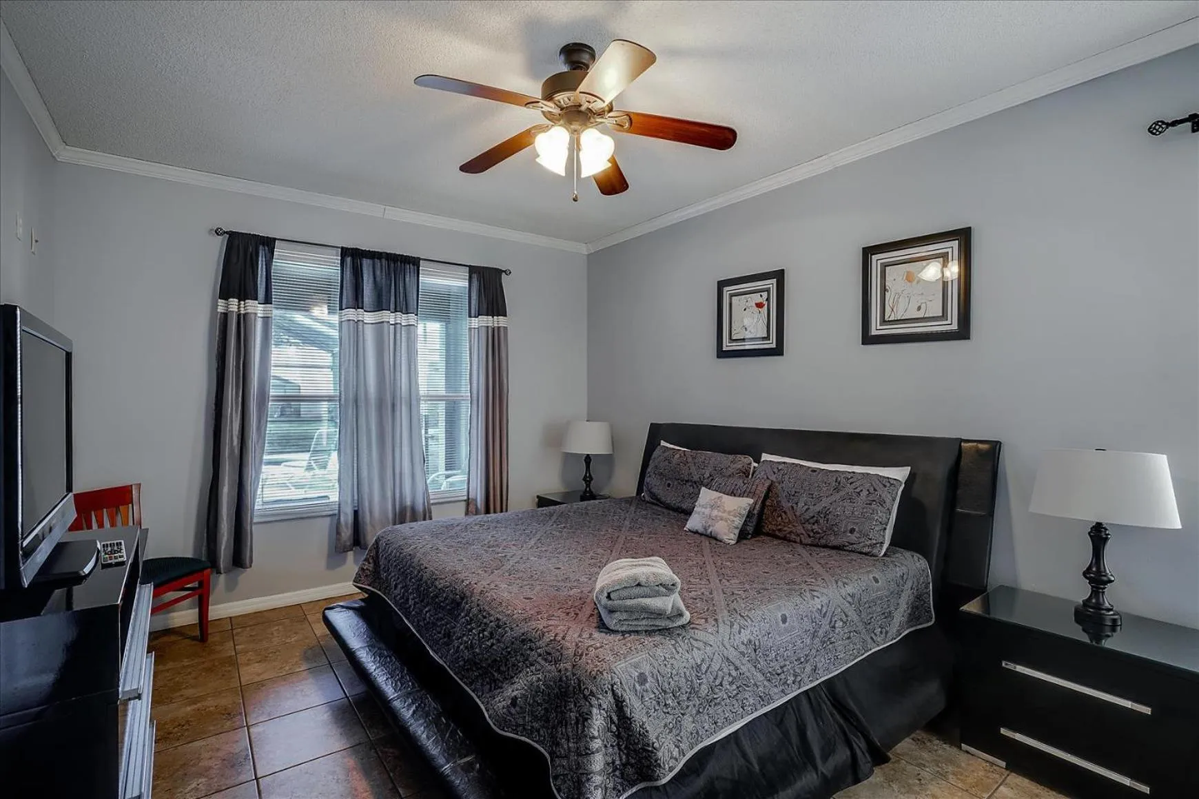 Bed in EXCELLENT 7 Bedroom EIR Vacation Villa - PRIVATE POOL