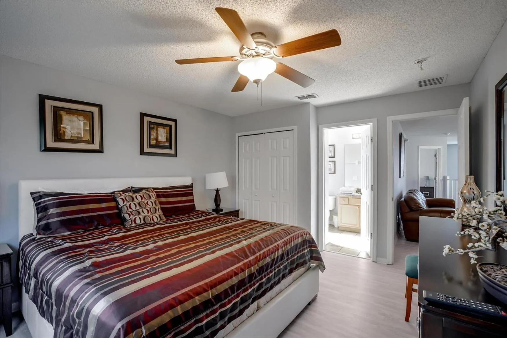 Bed in EXCELLENT 7 Bedroom EIR Vacation Villa - PRIVATE POOL