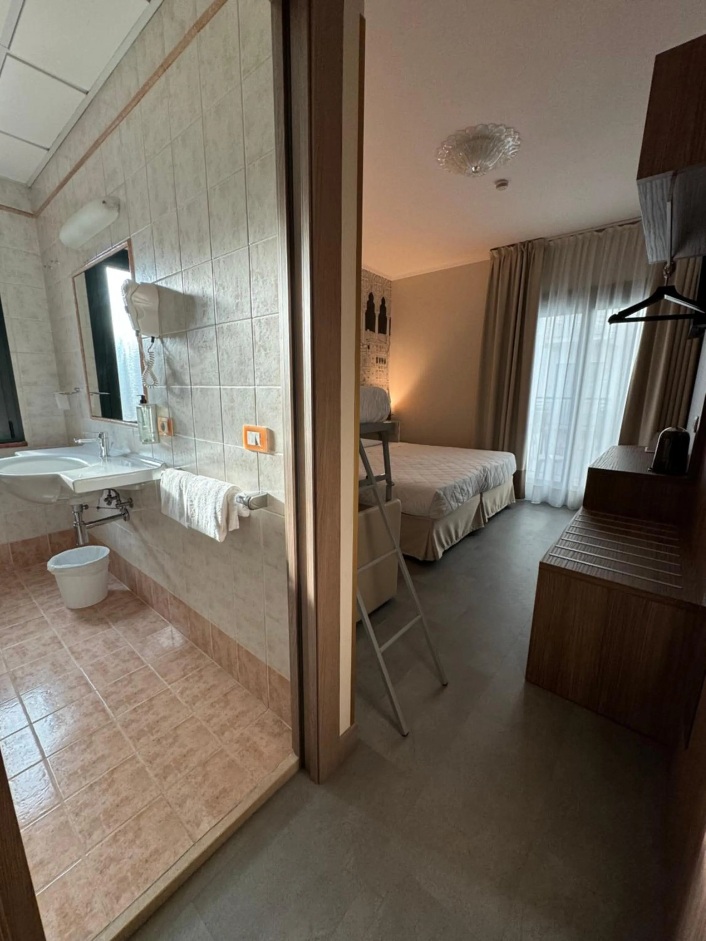 Bed in Hotel Marco Polo 3 Stelle Superior