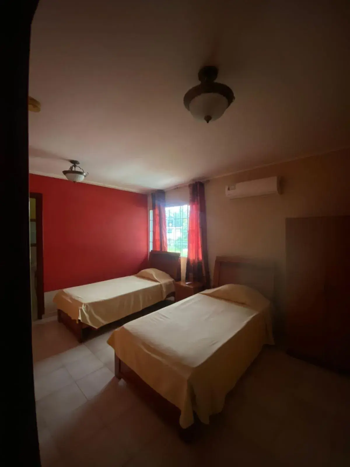 Twin Room in Canal Inn Panama Twin Room in Canal Inn Panama