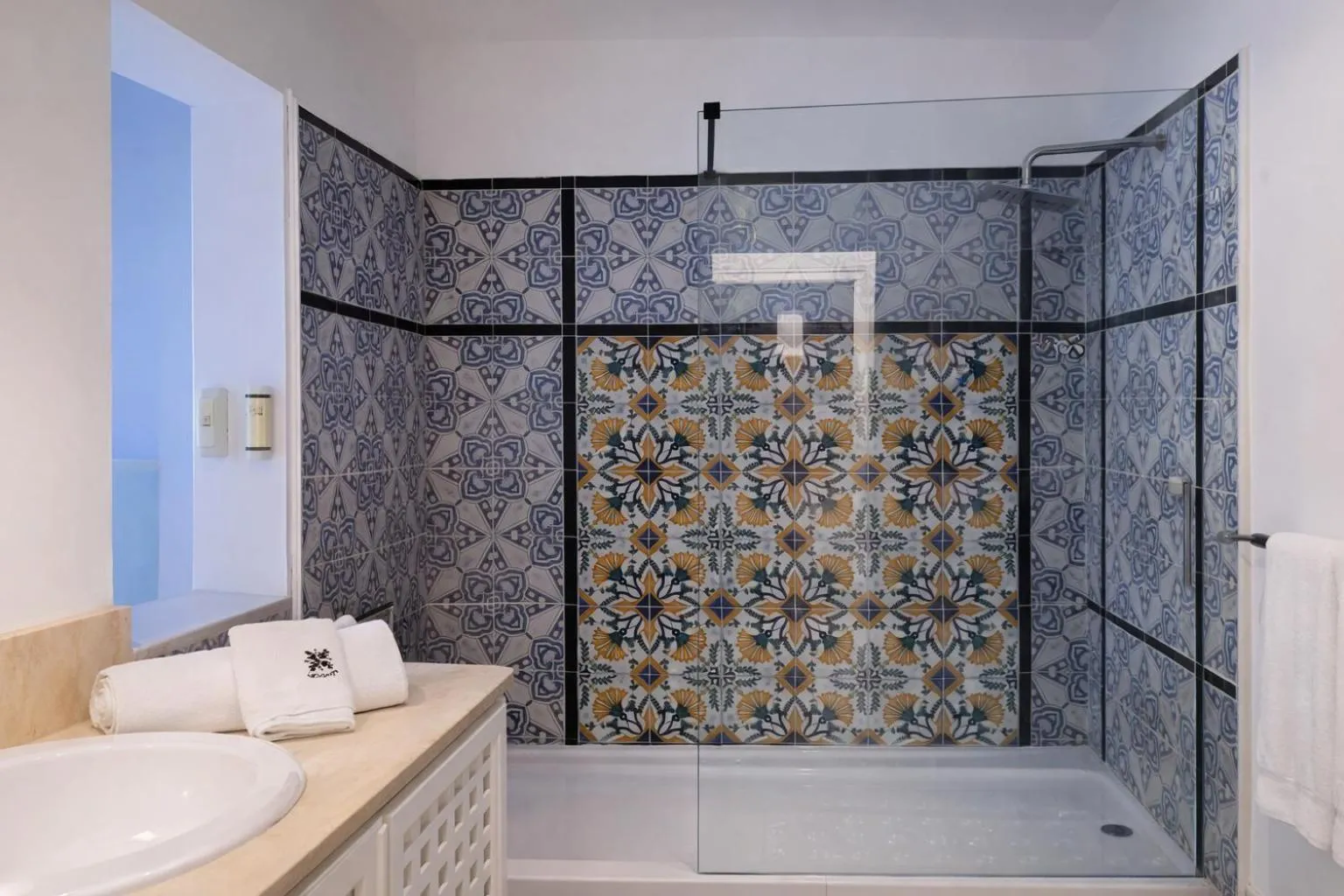Bathroom in La Demeure