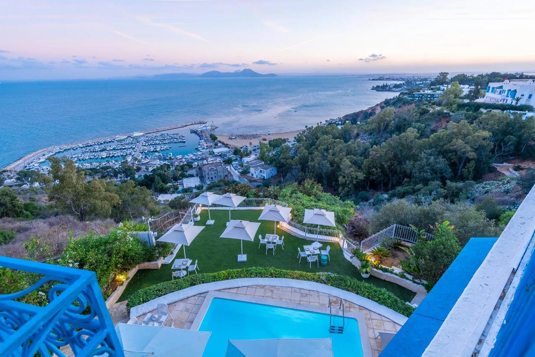 Sea view in La Demeure