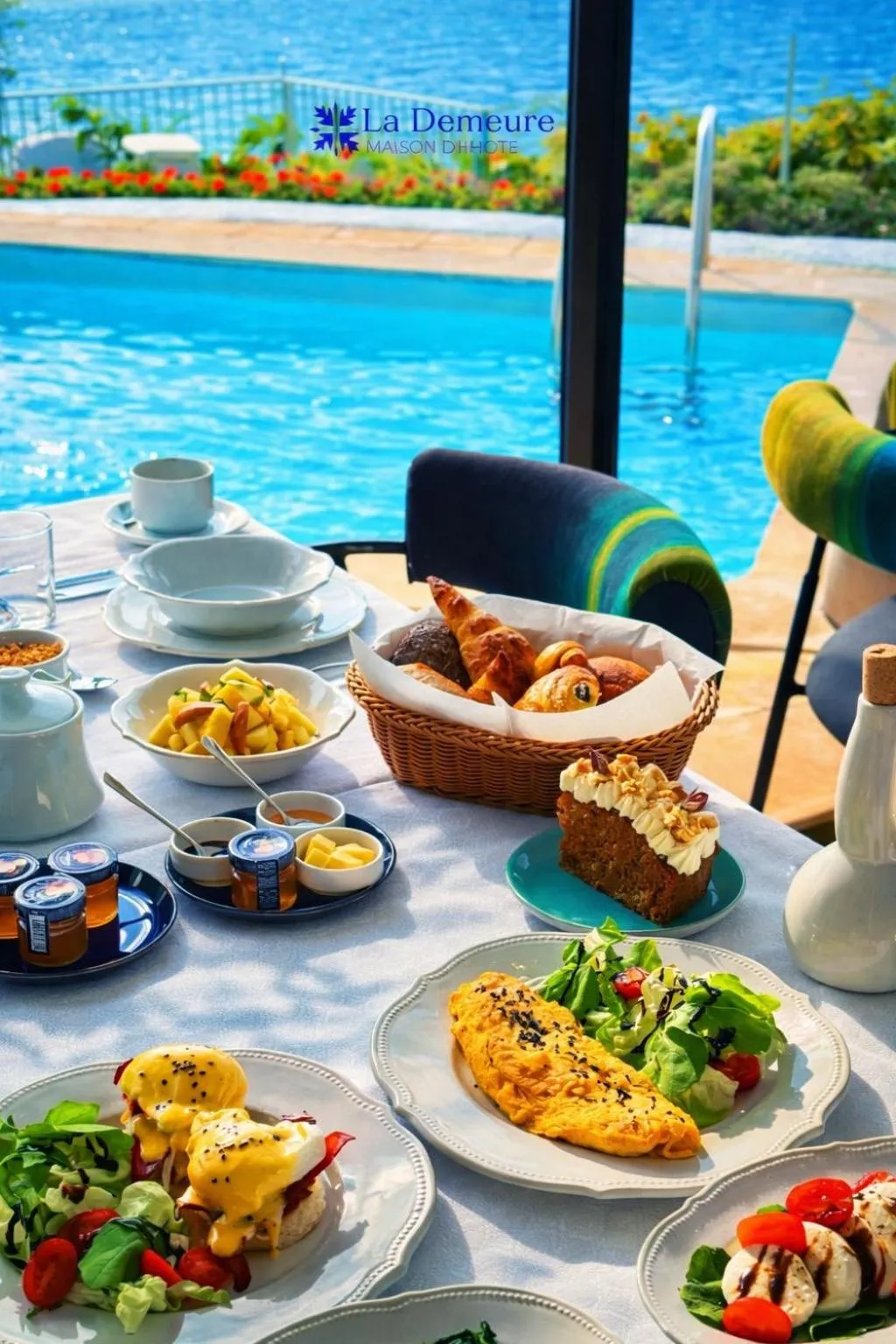 Breakfast in La Demeure