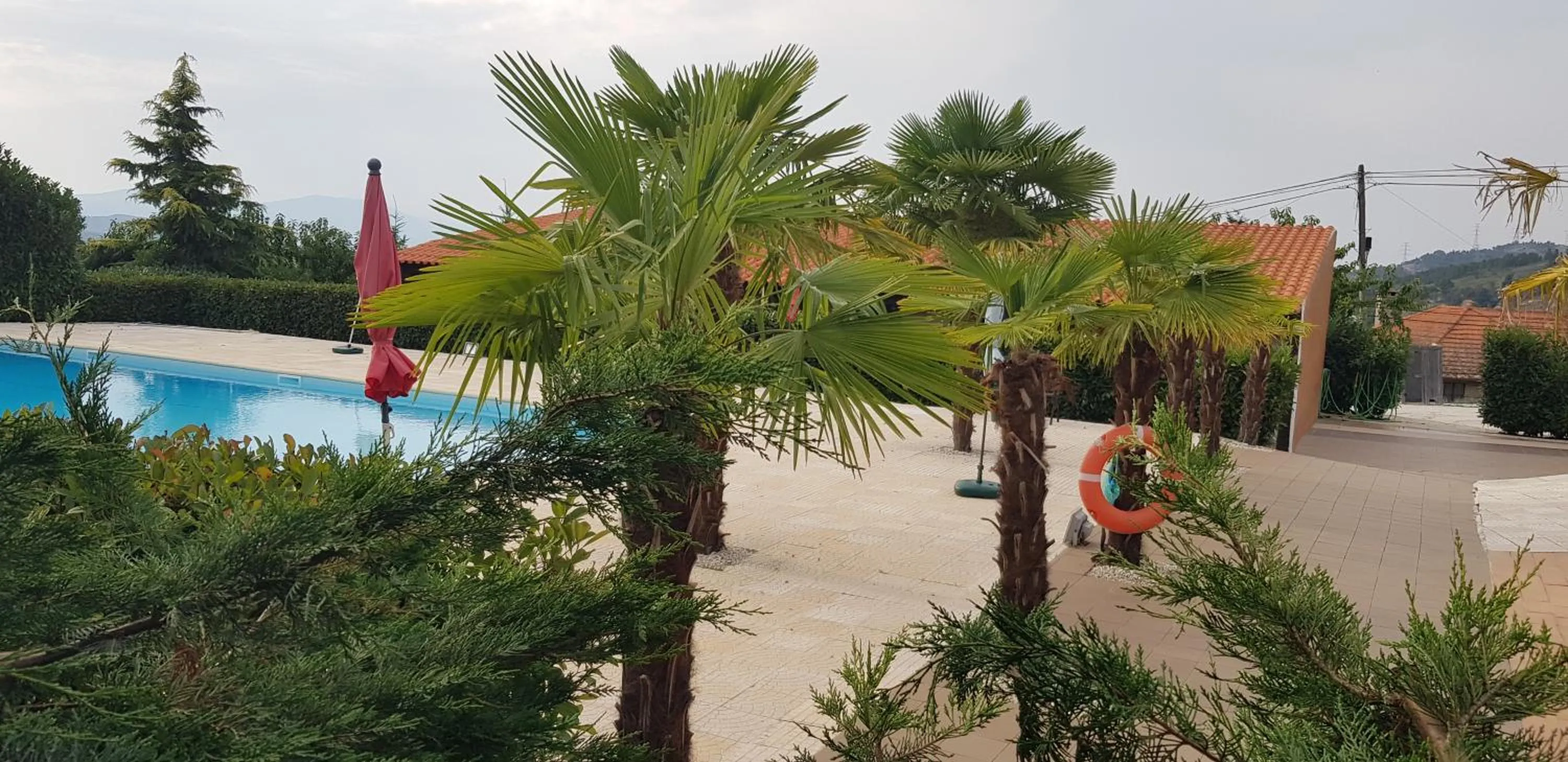 Swimming pool in Gojim Casa Rural