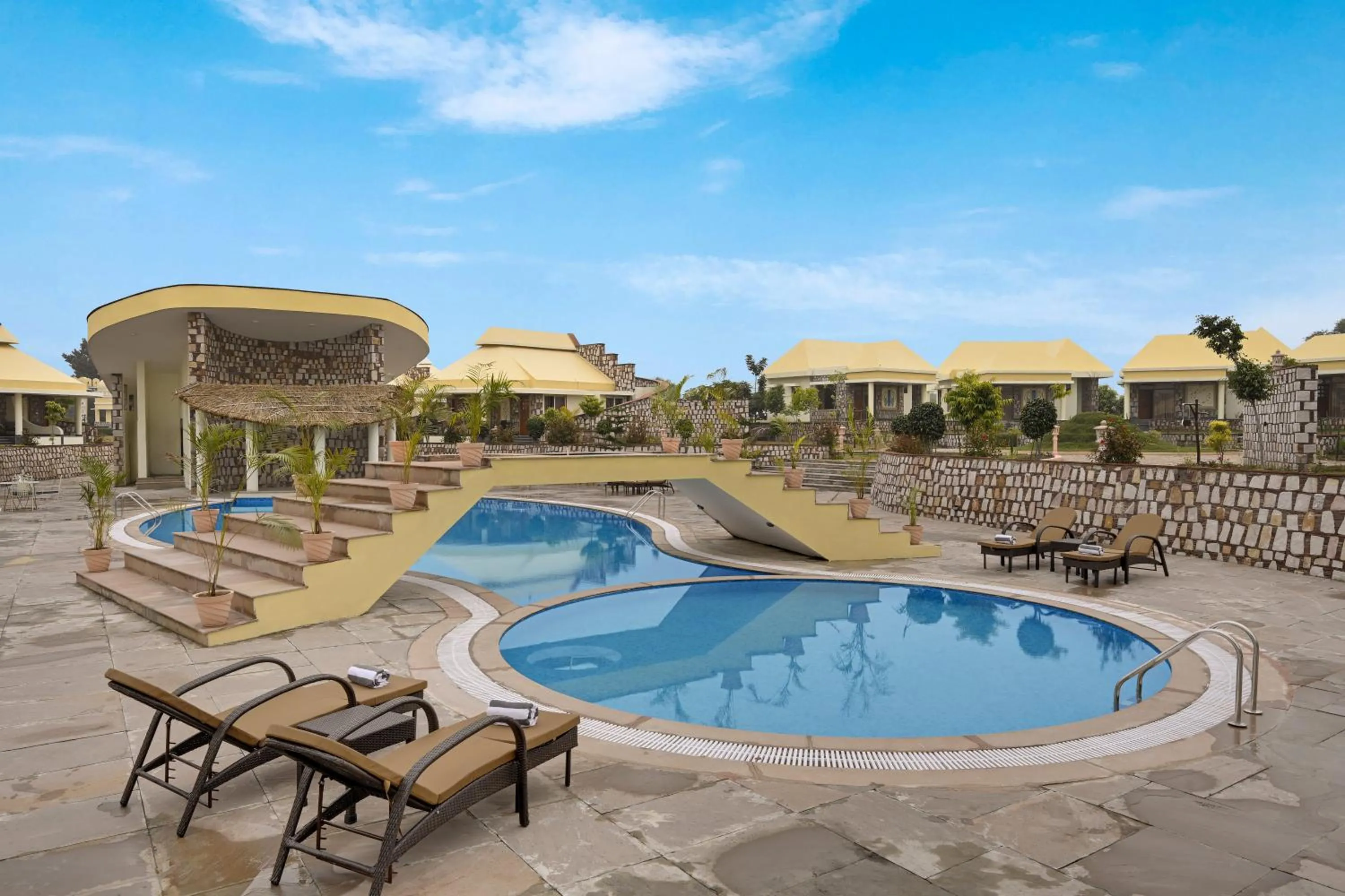 Swimming pool in The Sawai Bagh