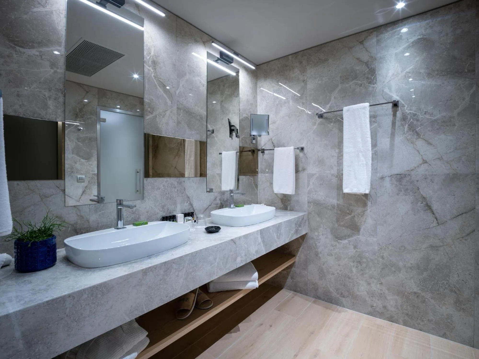 Bathroom in Ammoa Luxury Hotel & Spa Resort