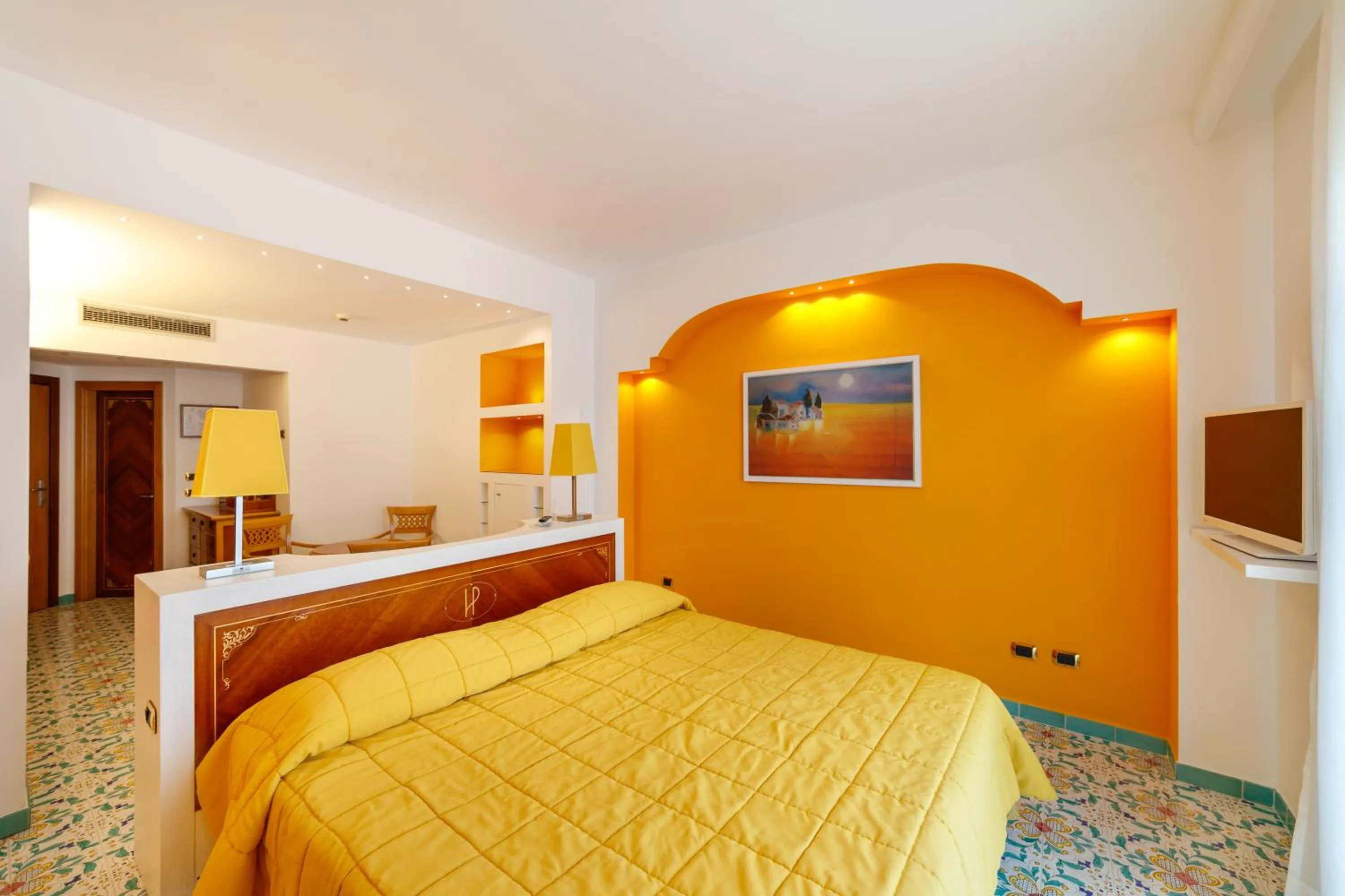 Bedroom, Bed in Grand Hotel President