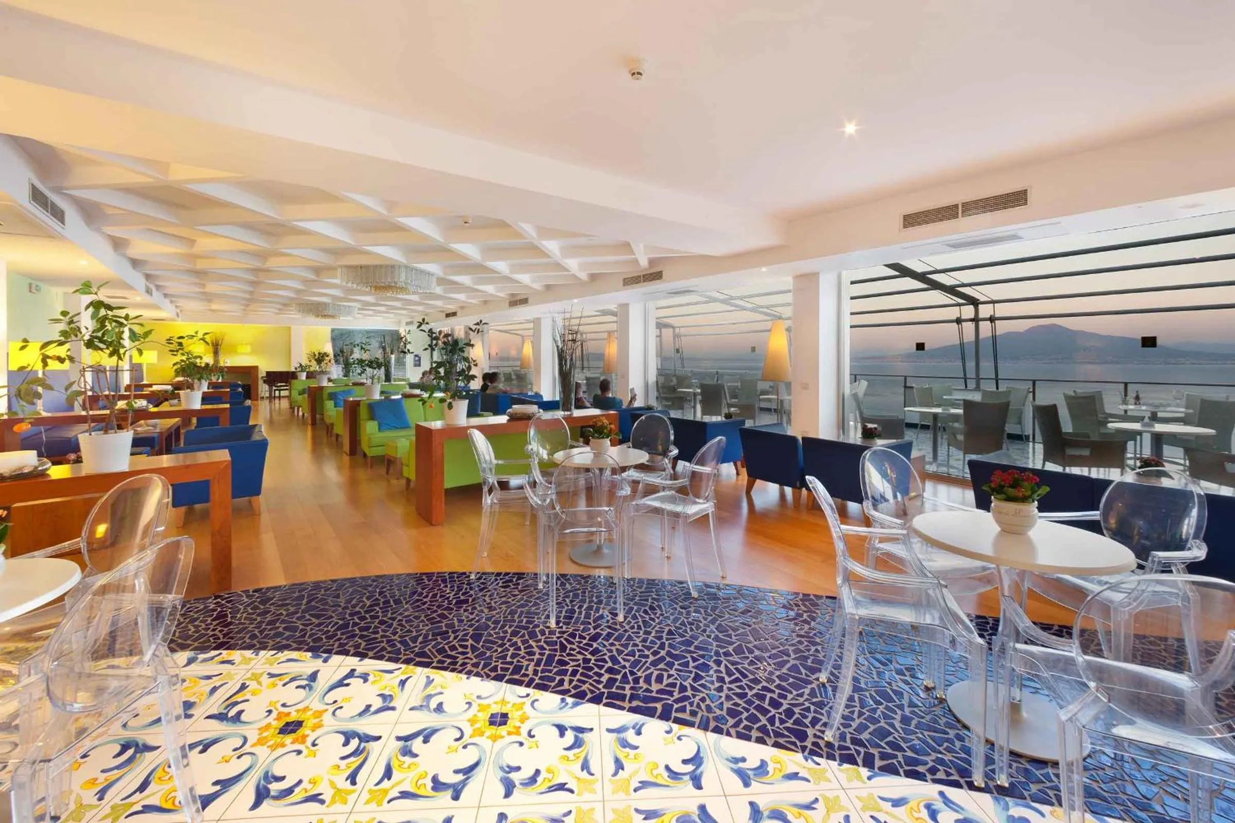 Lounge or bar in Grand Hotel President