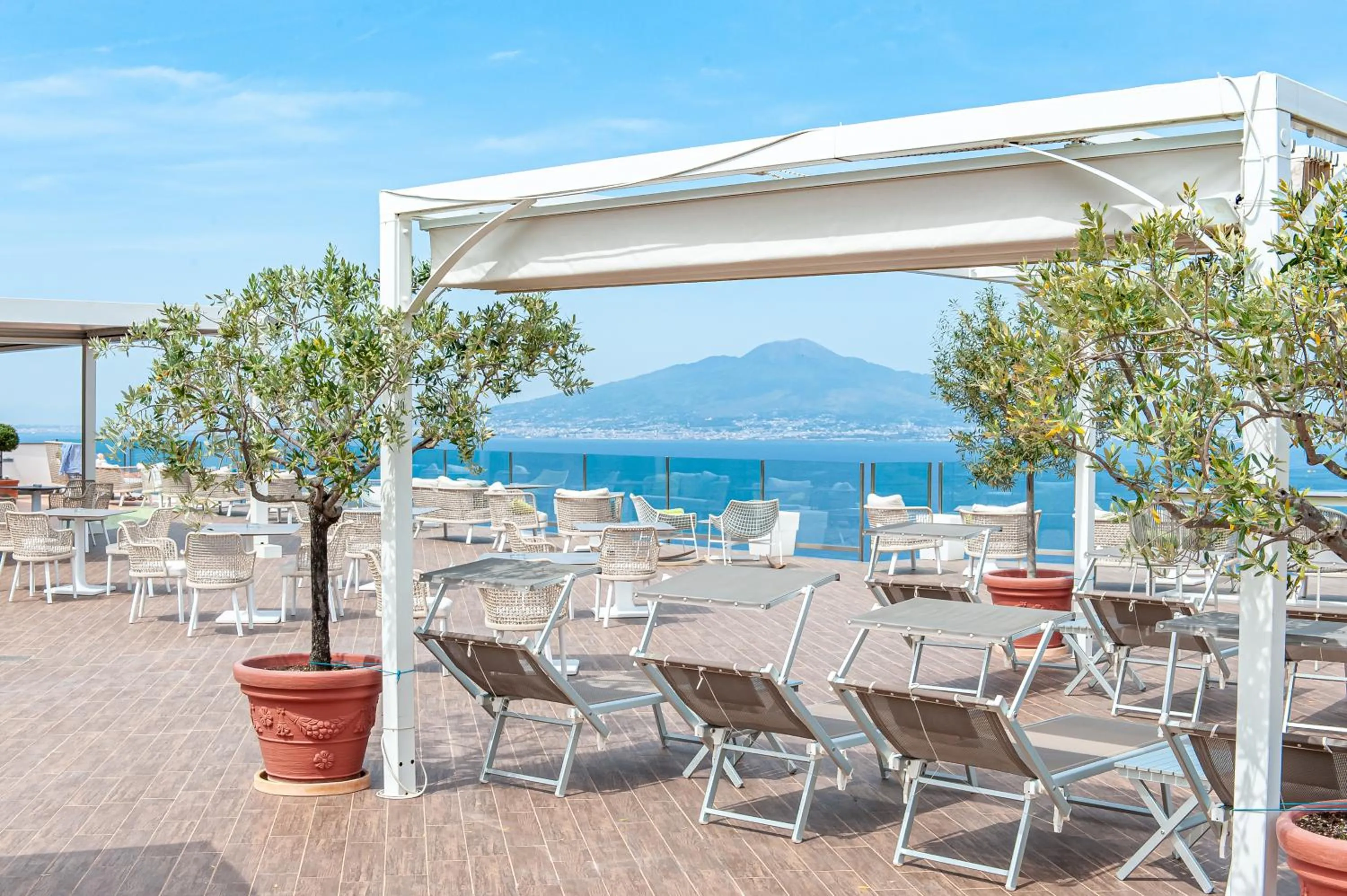 Lounge or bar in Grand Hotel President