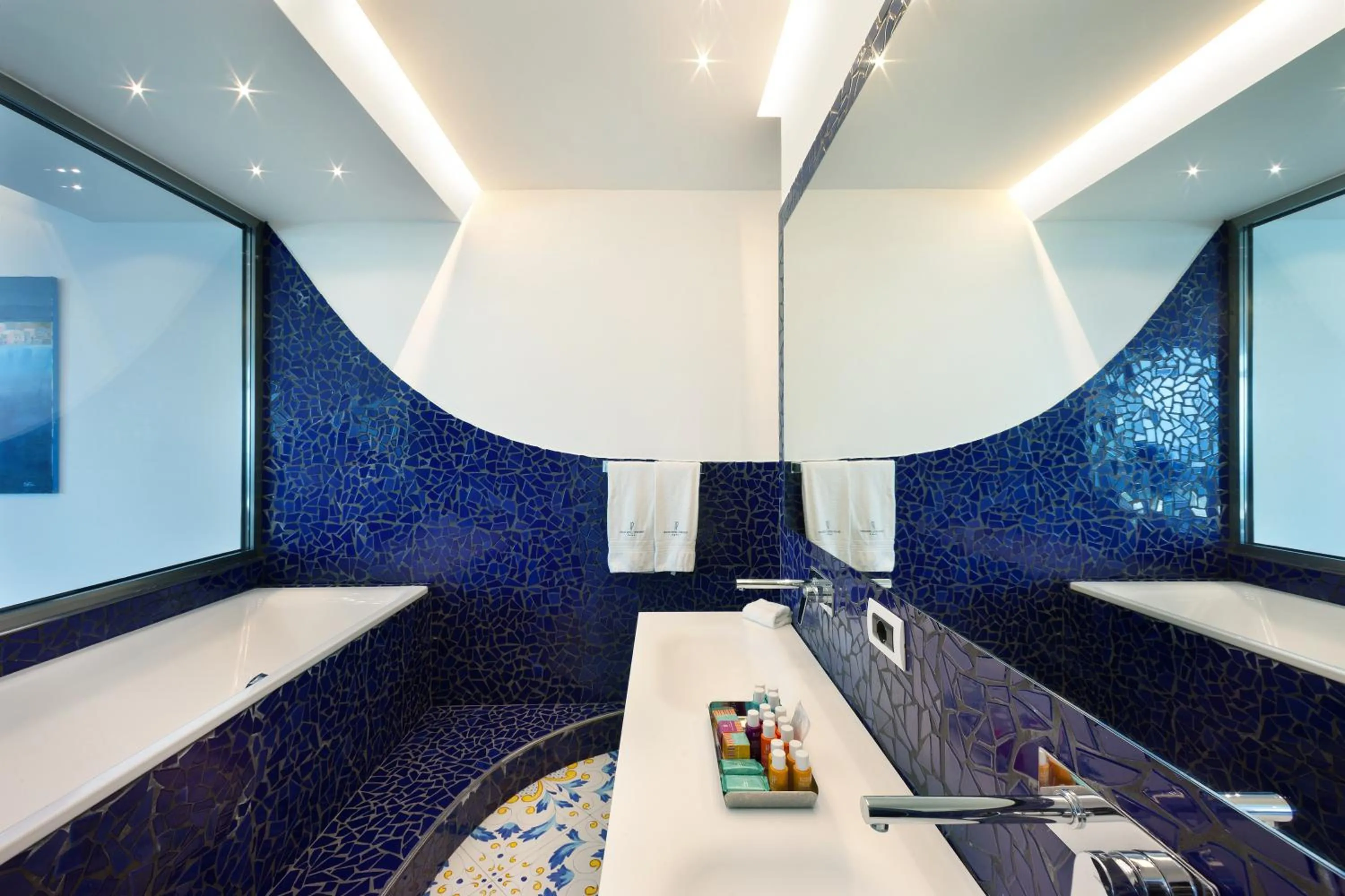 Bathroom in Grand Hotel President