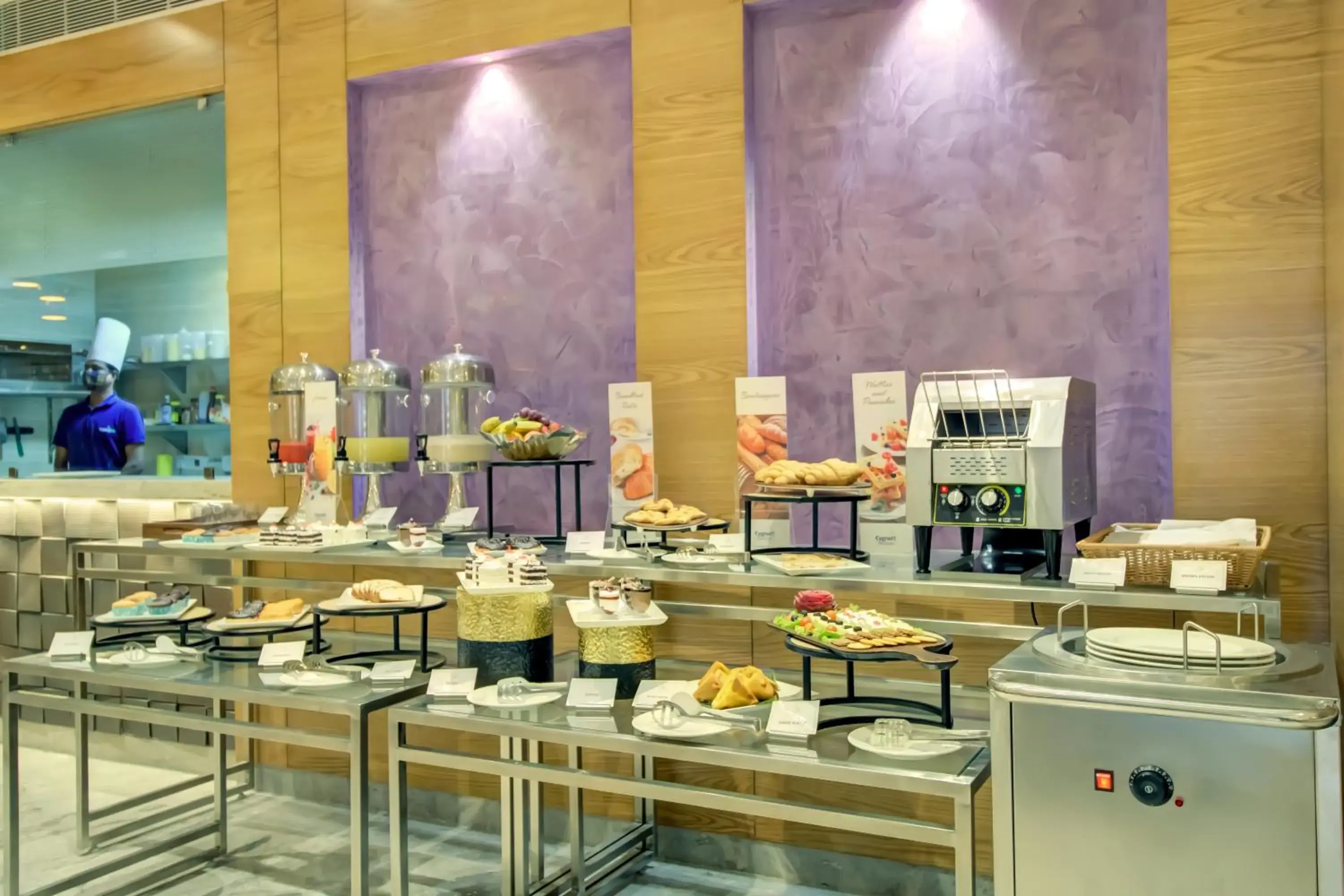 Breakfast in Cygnett Park BL Breakfast in Cygnett Park BL