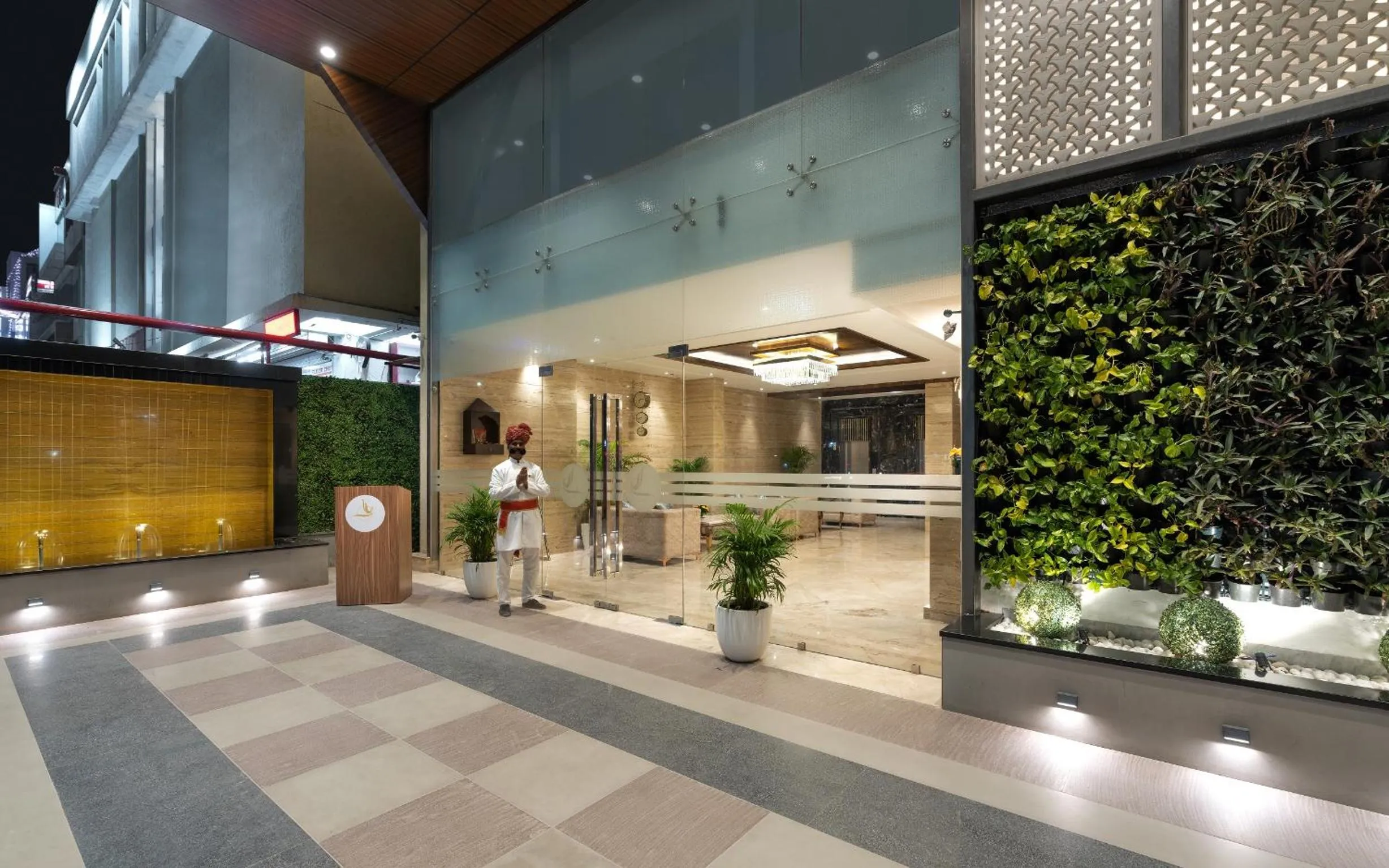 Facade/entrance in Cygnett Park BL