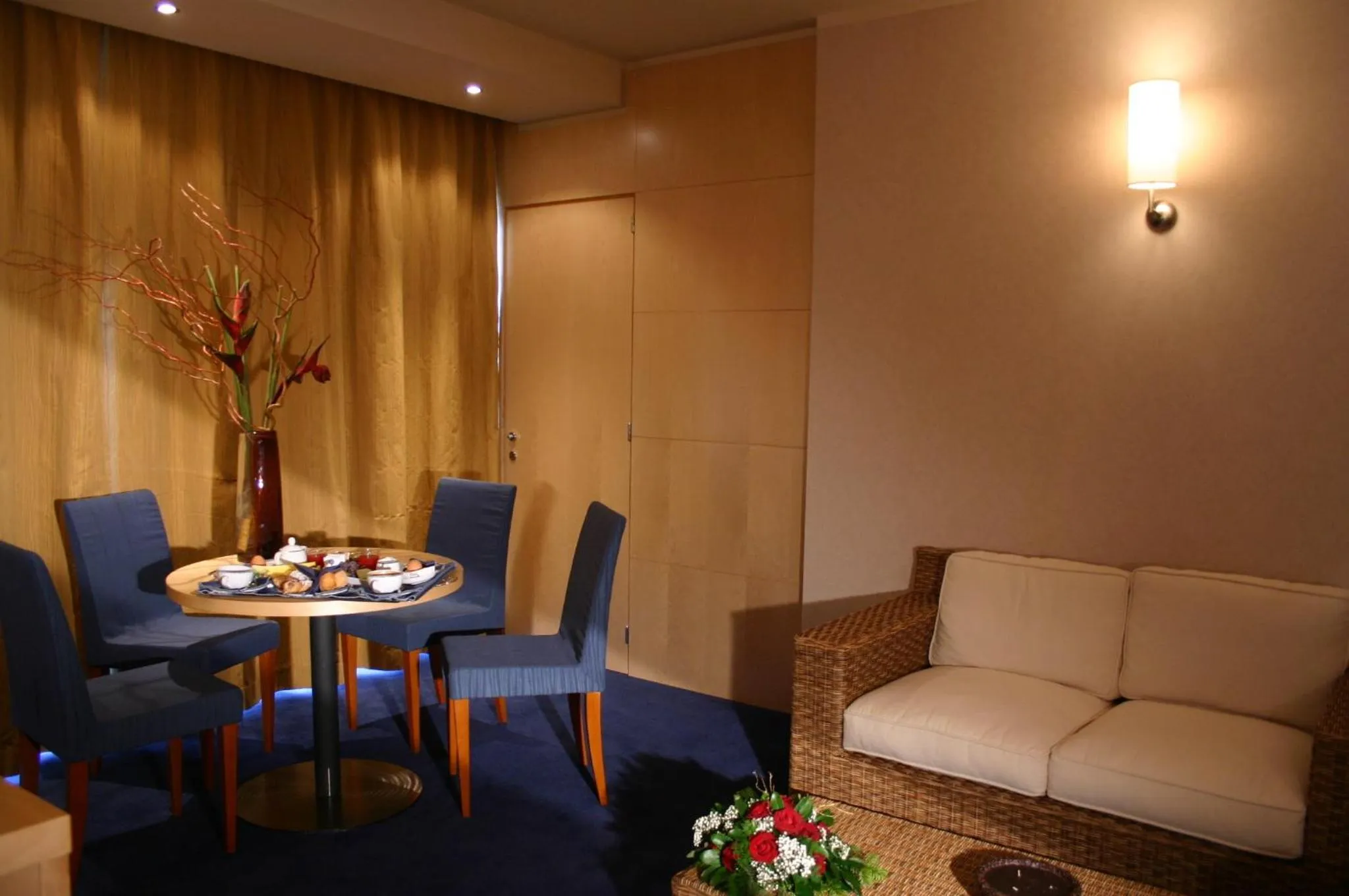 Dining area in Nicotel Bisceglie