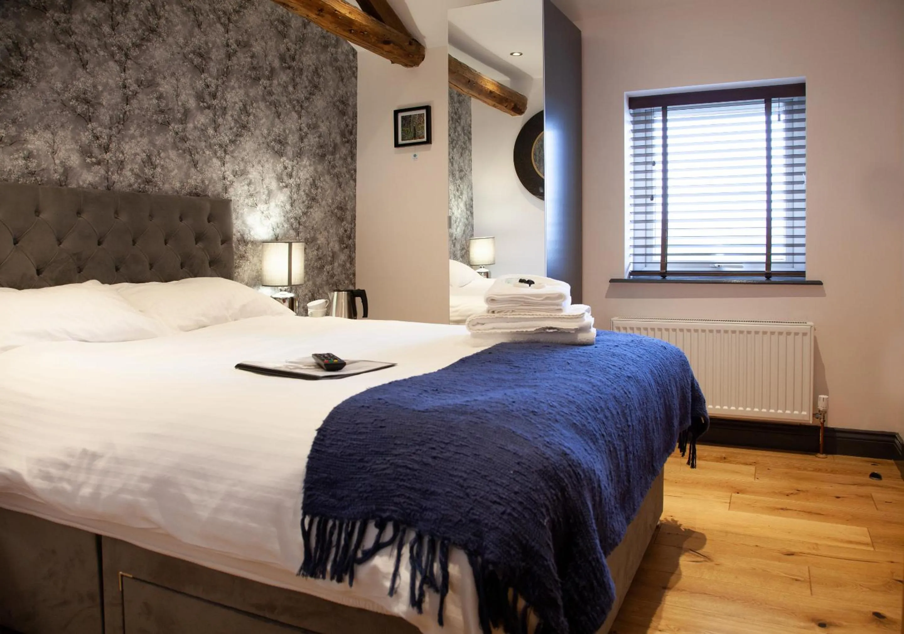 Bedroom, Bed in The Boshaw Trout