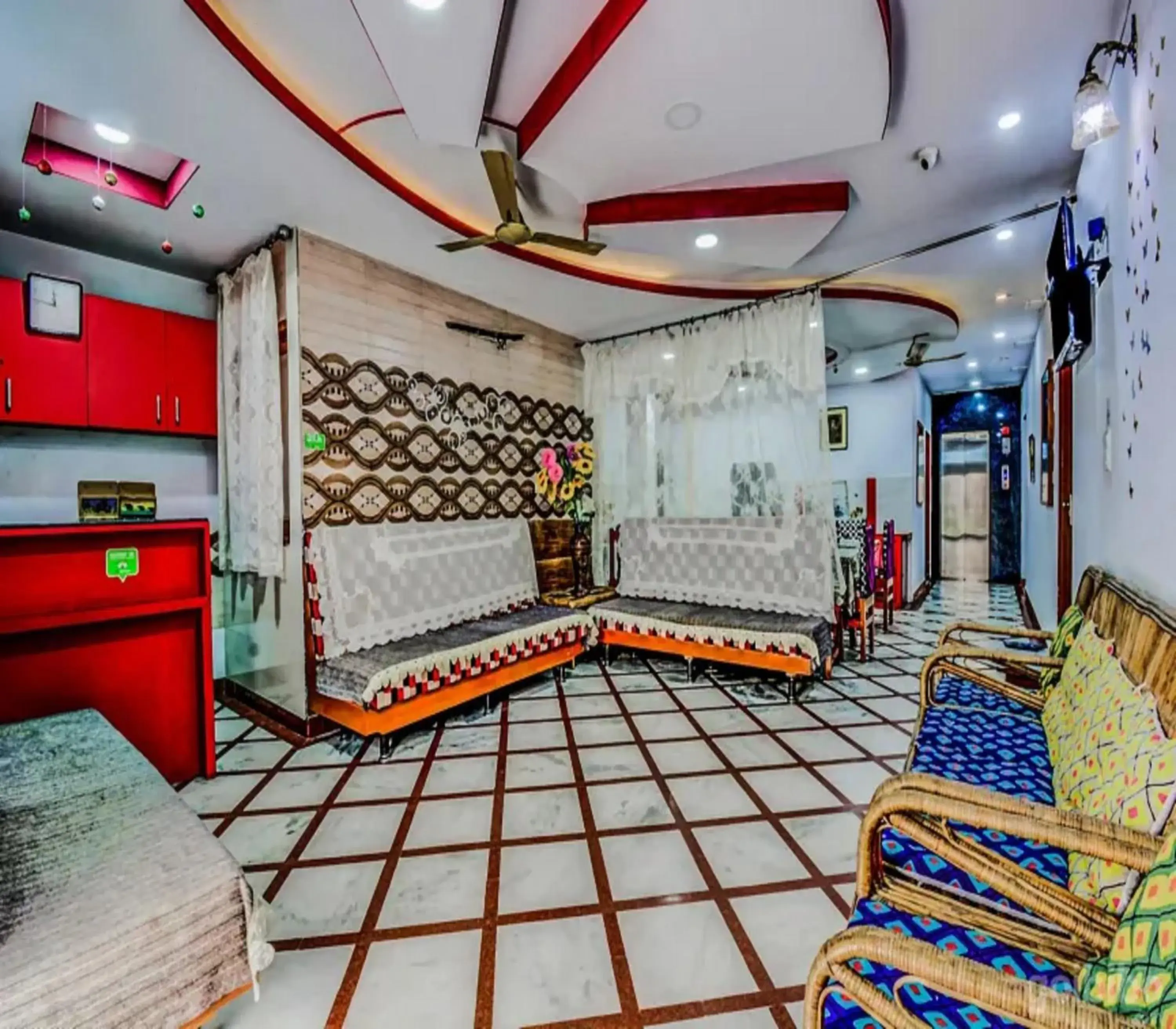 AIRPORT SKY INN HOMESTAY AIRPORT SKY INN HOMESTAY