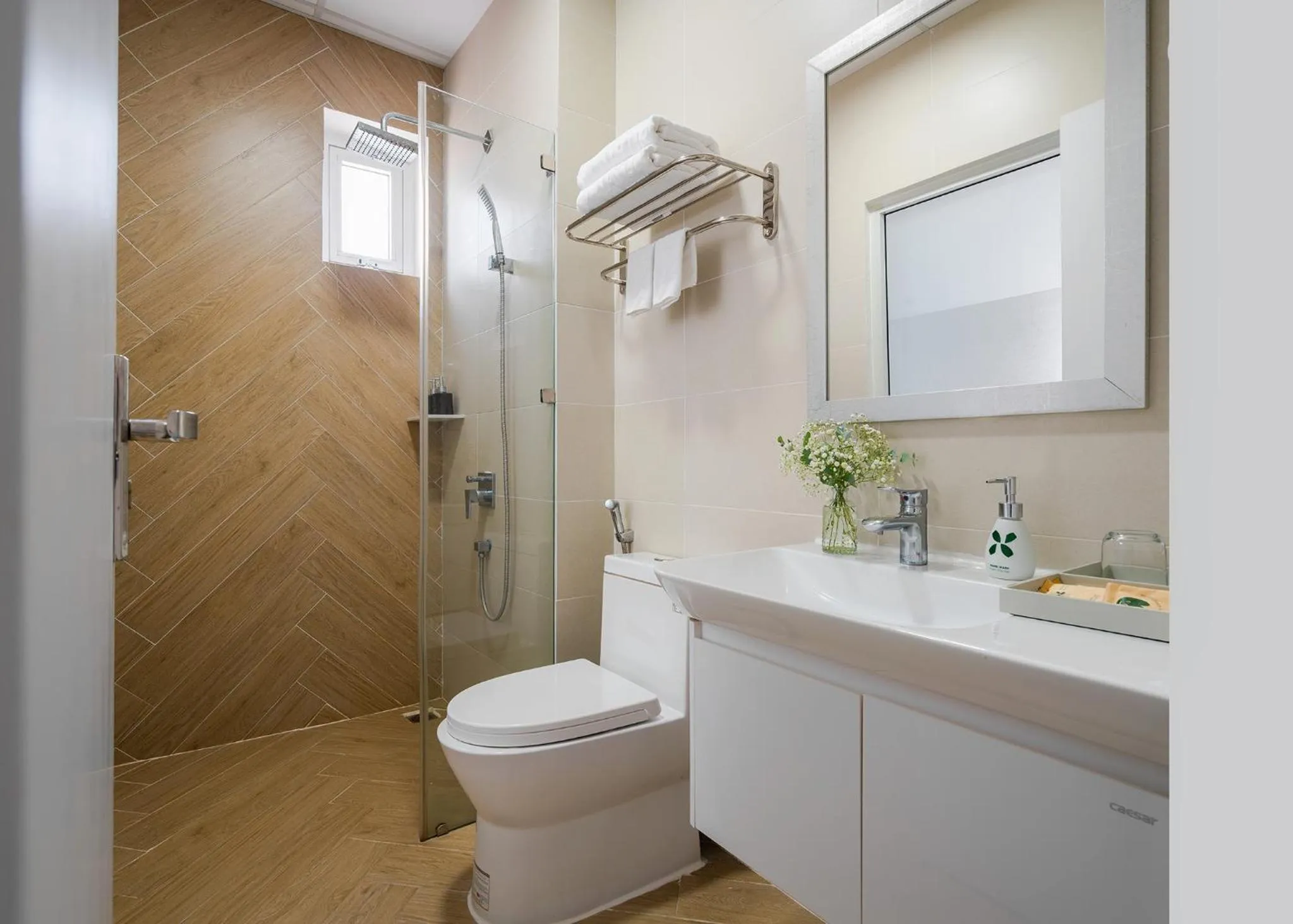 Bathroom in Nature Hotel Da Lat - Le Dai Hanh