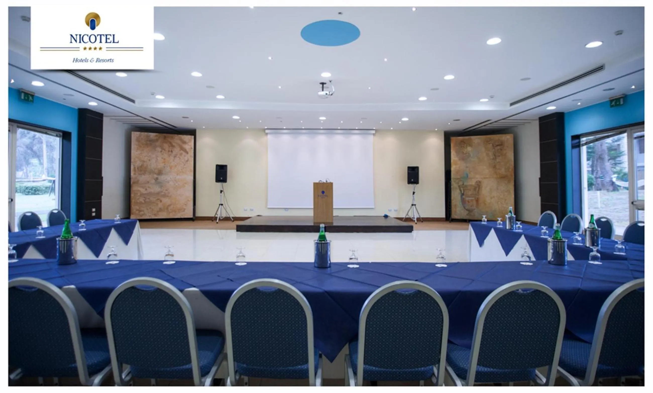 Meeting/conference room in Nicotel Pineto