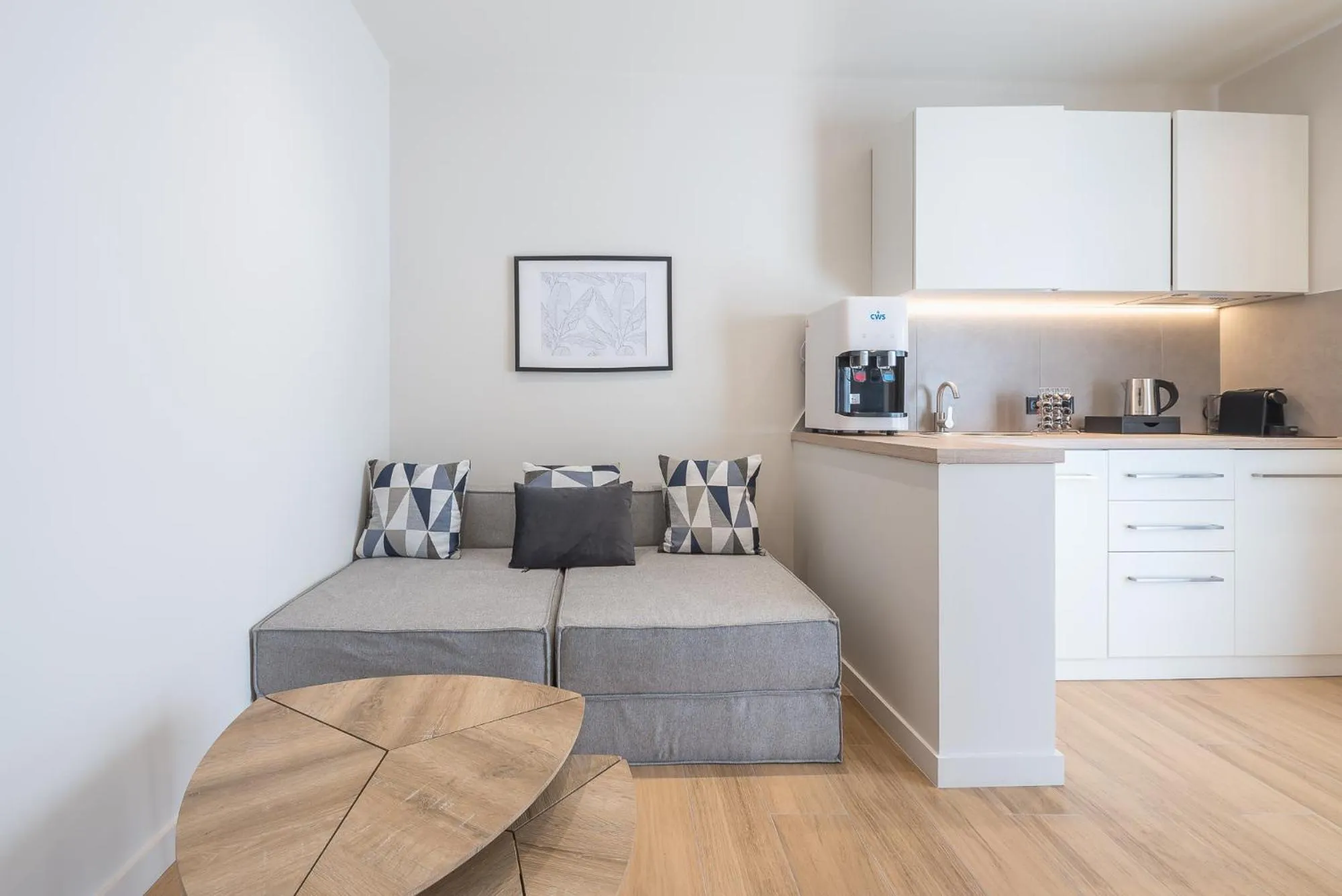 The Asprogeraka - self check-in rooms