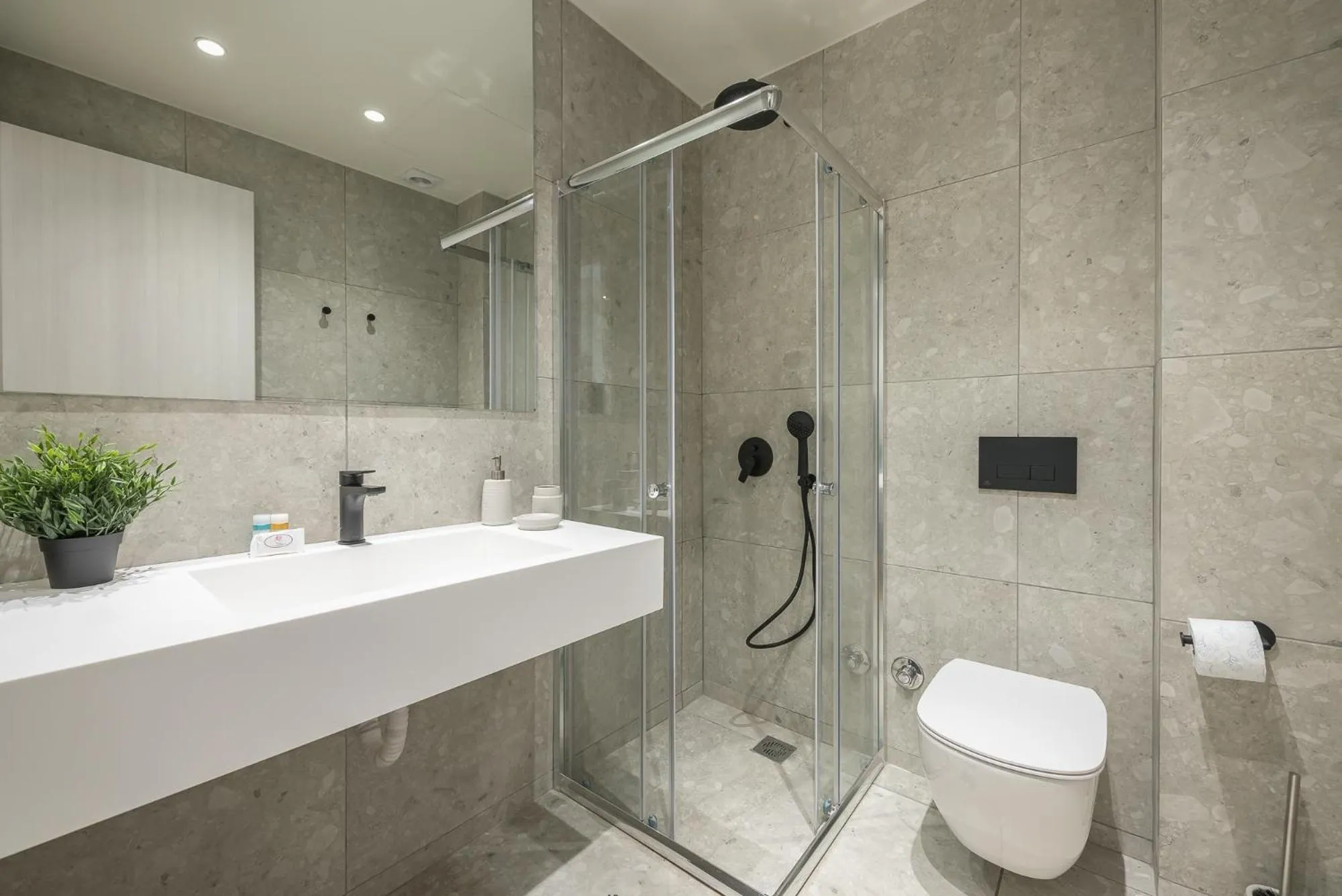 The Asprogeraka - self check-in rooms