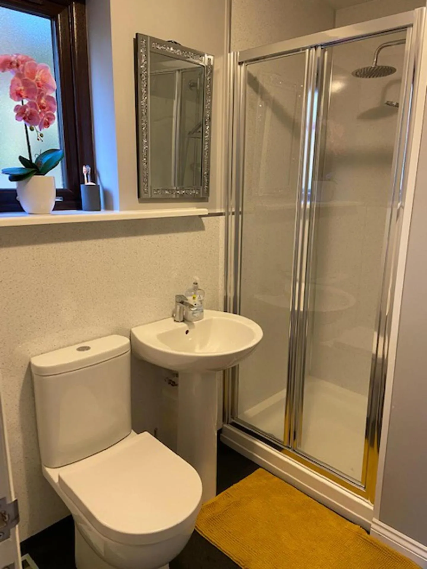 Bathroom in Blairgowrie Luxury 3 Bed Lodge with Hot Tub
