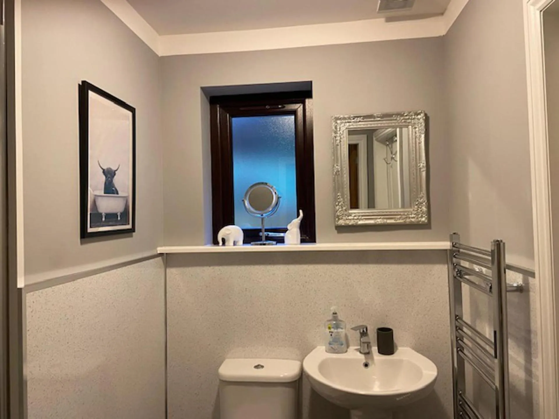 Bathroom in Blairgowrie Luxury 3 Bed Lodge with Hot Tub