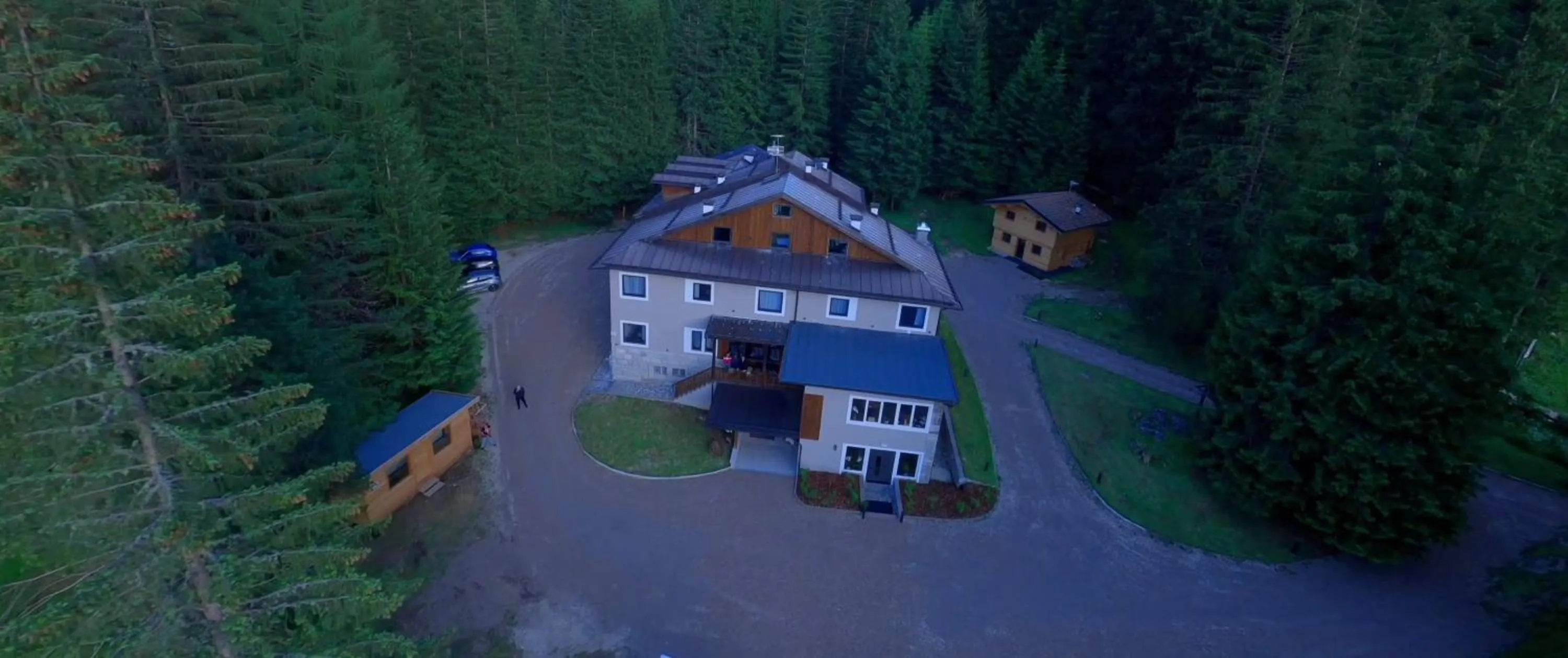 Property building in Chalet Queen