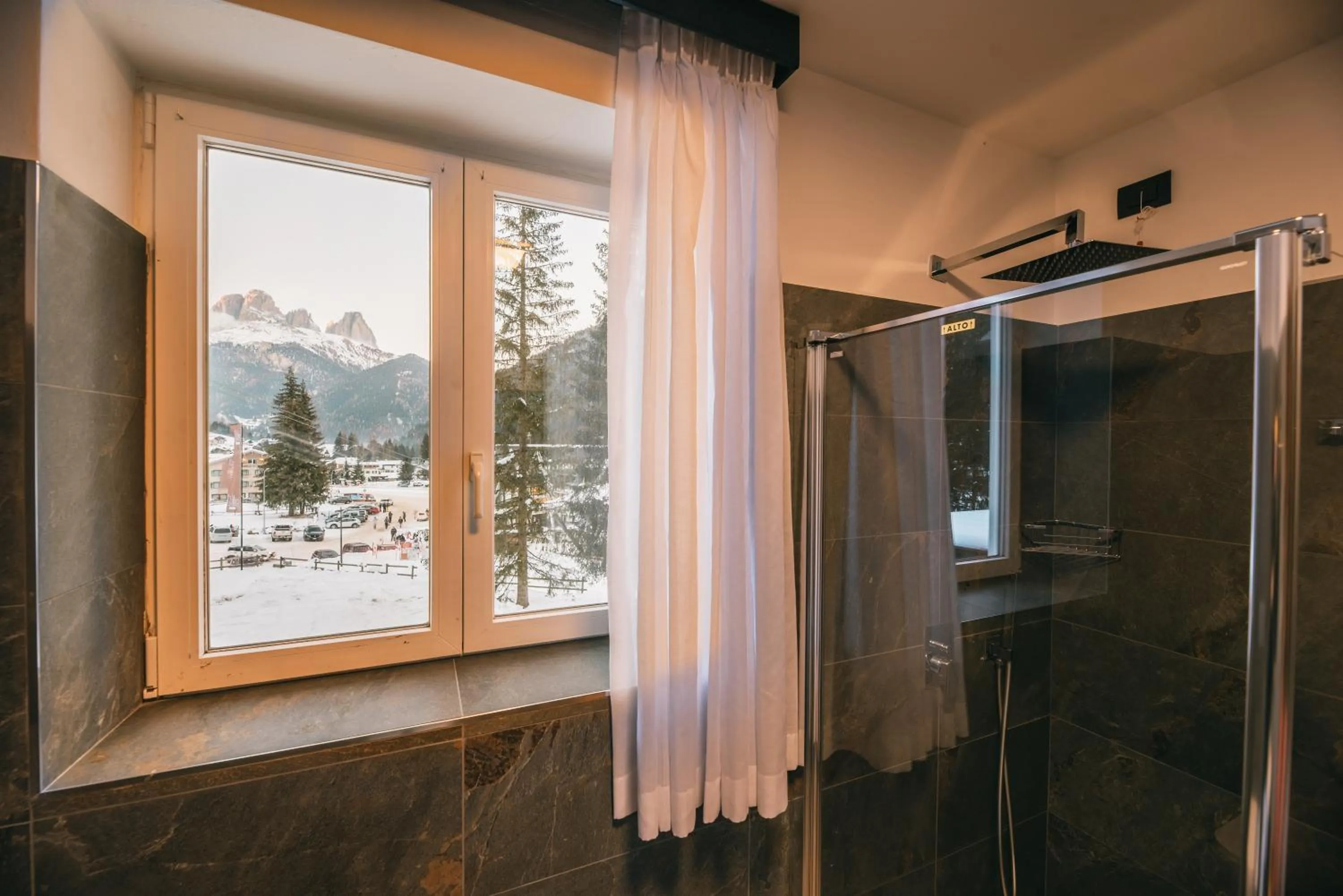 Bathroom in Chalet Queen