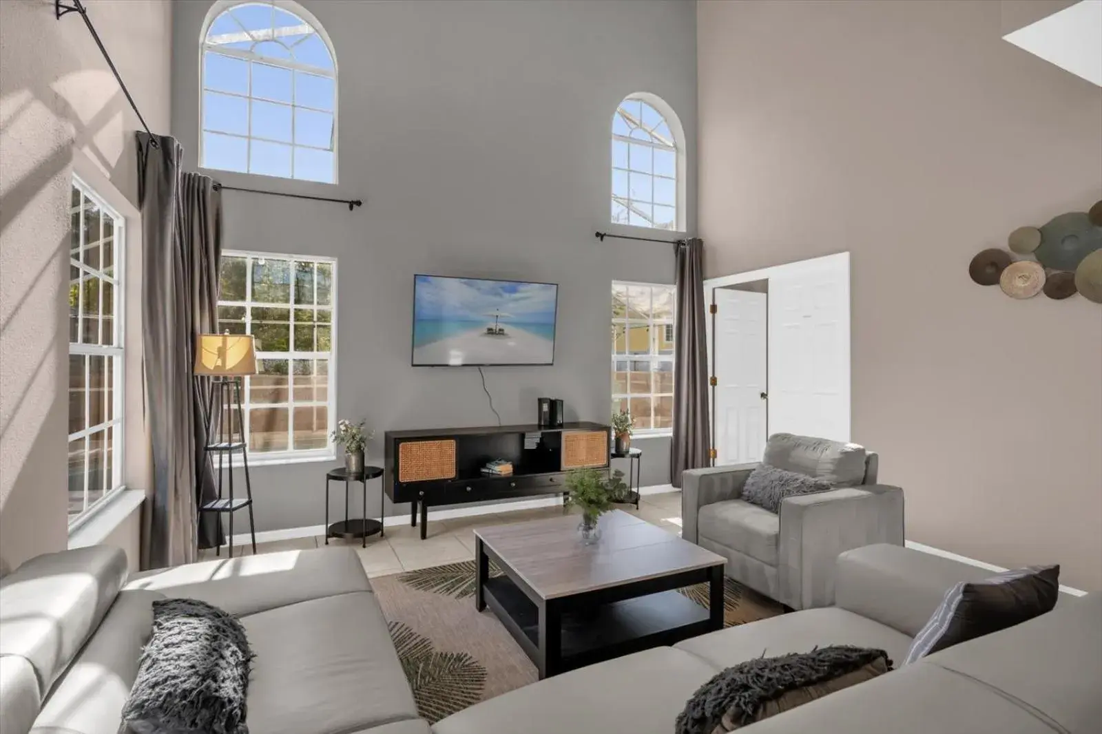 Elegant Villa Pool Fun Game Room Near Disney Elegant Villa Pool Fun Game Room Near Disney