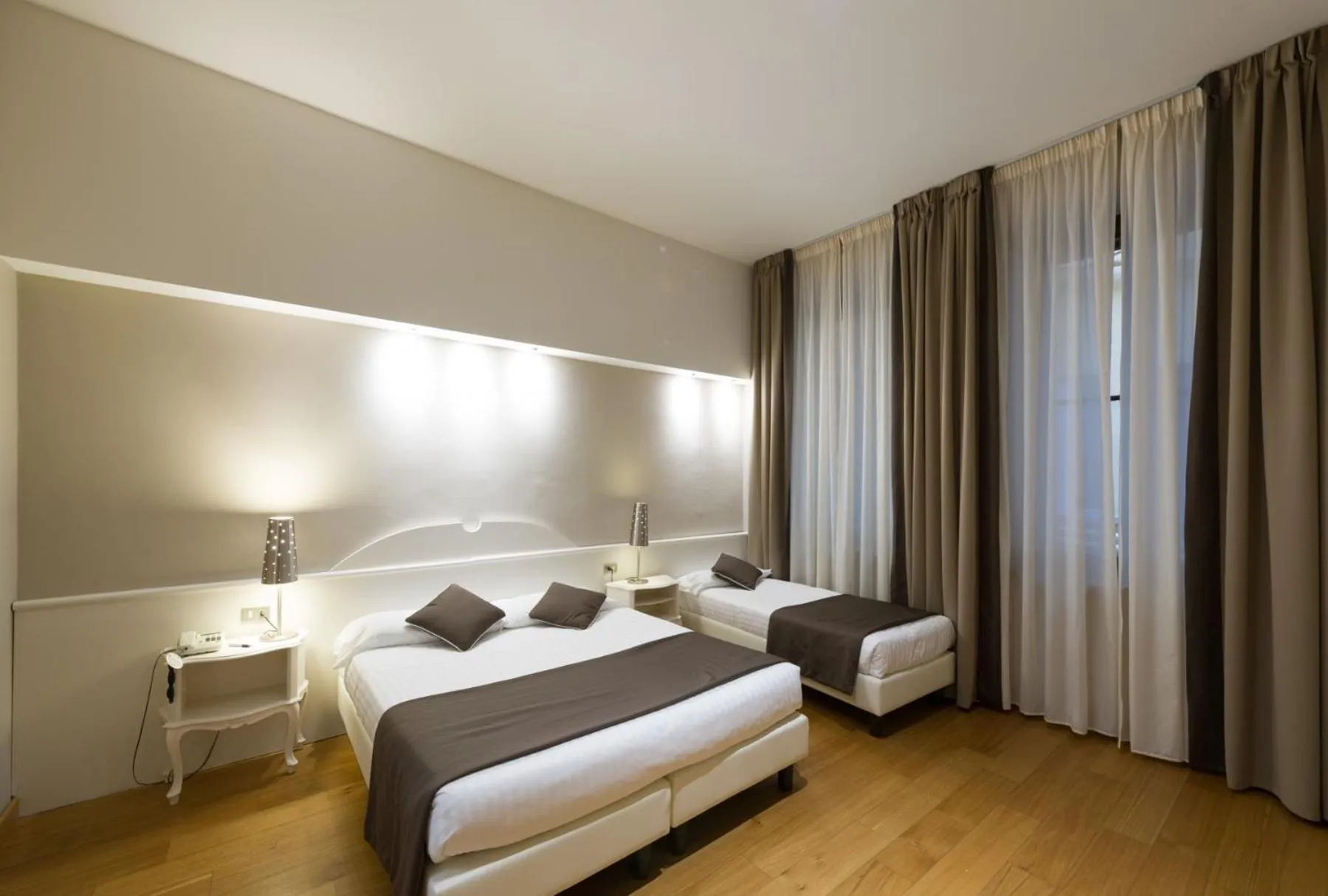 Bedroom, Bed in Hotel Cosimo de' Medici