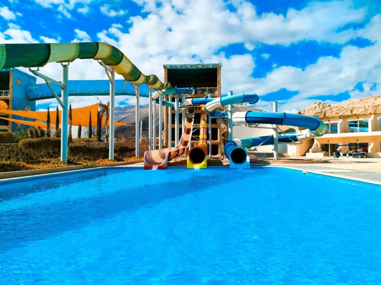 Swimming pool in Eastern El-Galala Aquapark Ain Sokhna