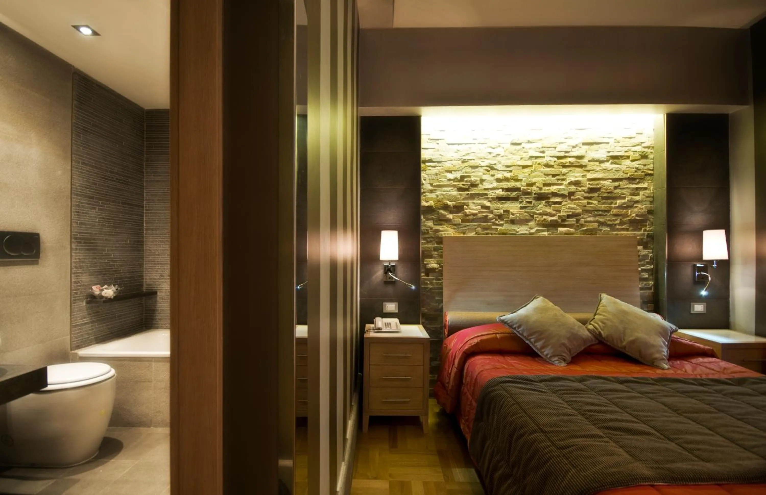 Toilet, Bed in Hotel Morgana