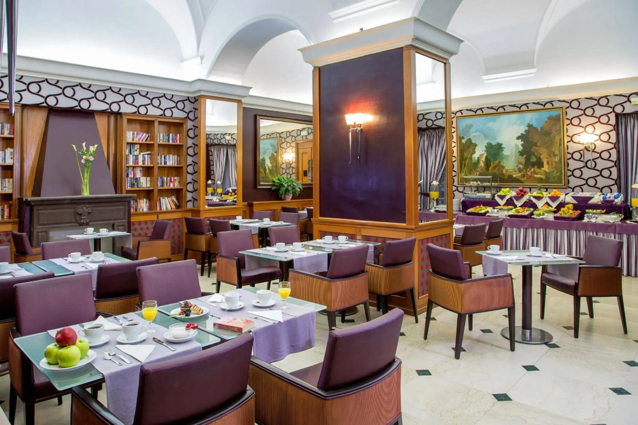 Restaurant/places to eat in Hotel Morgana Restaurant/places to eat in Hotel Morgana