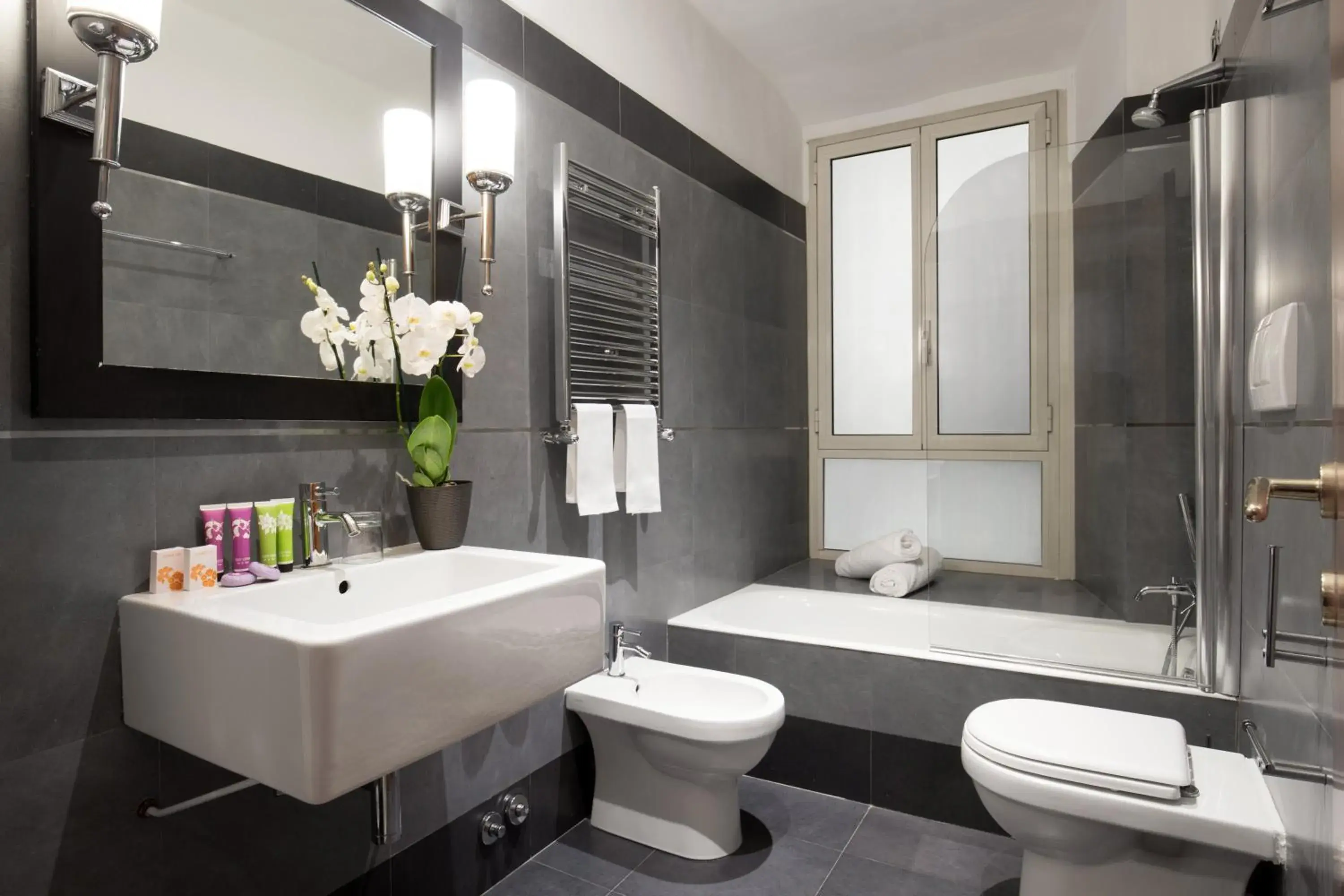 Basic Triple Room in Hotel Morgana Basic Triple Room in Hotel Morgana